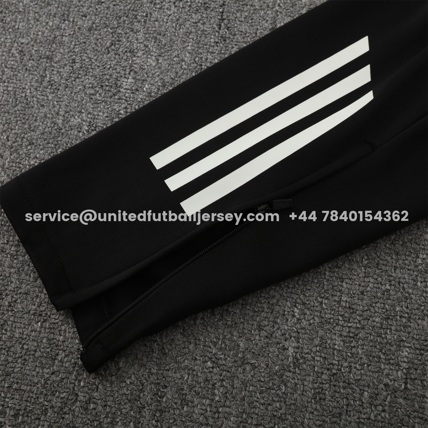 unitedfutballjersey-Manchester United 25-26 Traning Hoodie Set - Flowing Red Hoodie With Black Pants