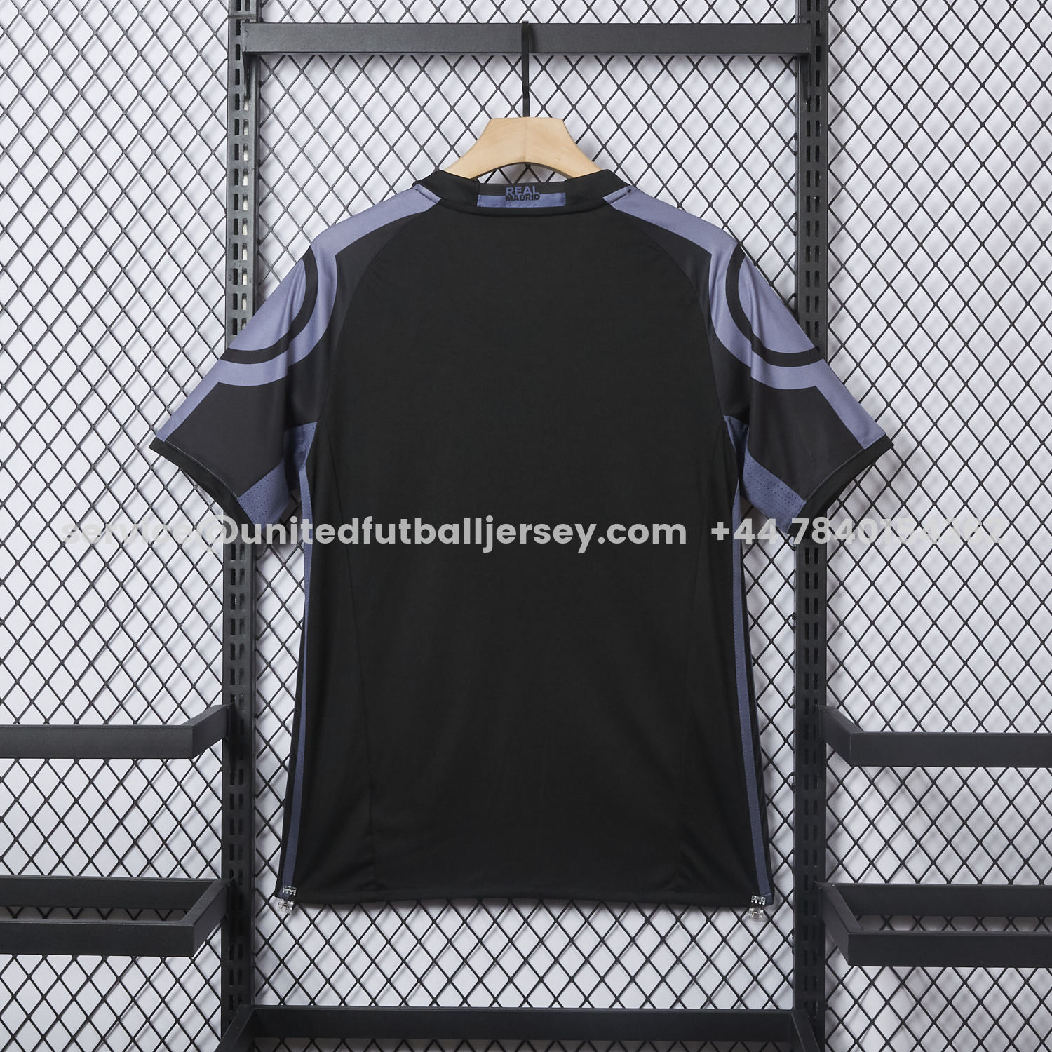 unitedfutballjersey-Retro Real Madrid 16-17 Third Jersey