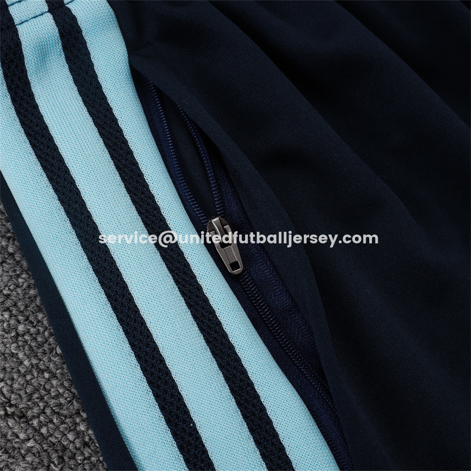 unitedfutballjersey-Argentina 25-26 Windbreaker Training Set - Light Blue Top and Black Pants