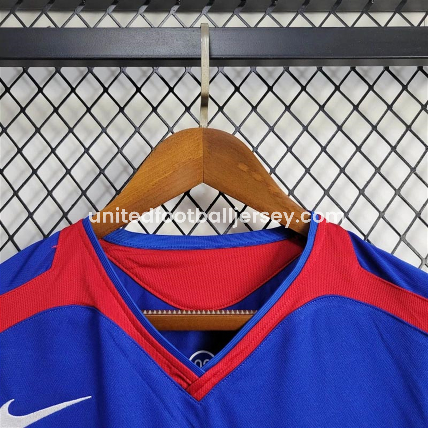 unitedfutballjersey-Retro Manchester United 05-06 Away Jersey