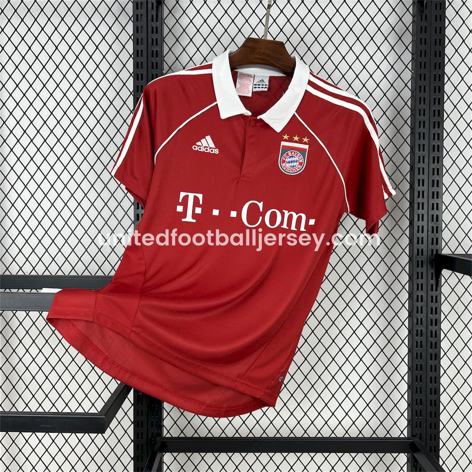 unitedfutballjersey-Retro Bayern Munich 2005-06 Home Jersey