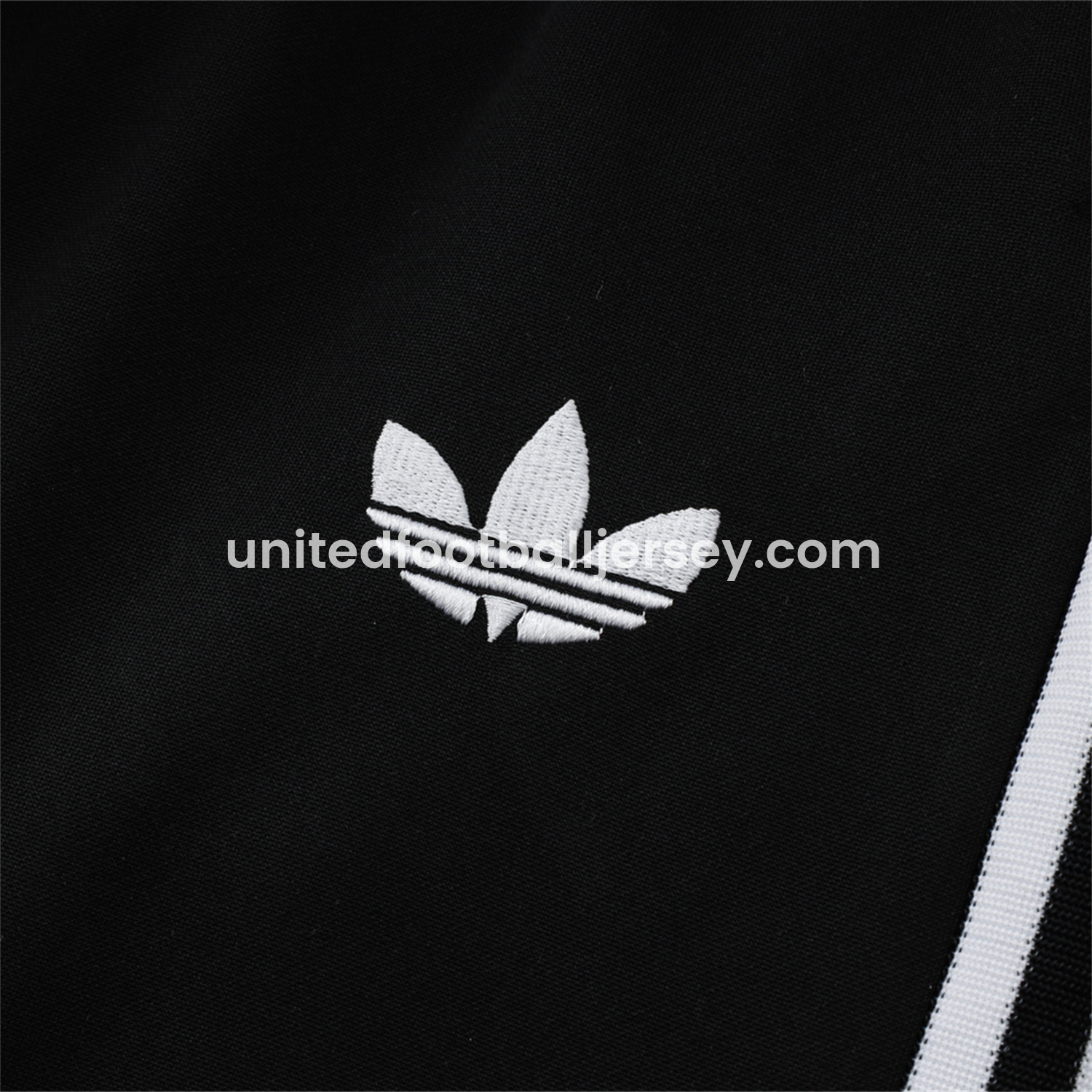 unitedfutballjersey-Manchester United 24-25 Throwback Jacket Training Tracksuit - Date Red Jackets & Black Pants