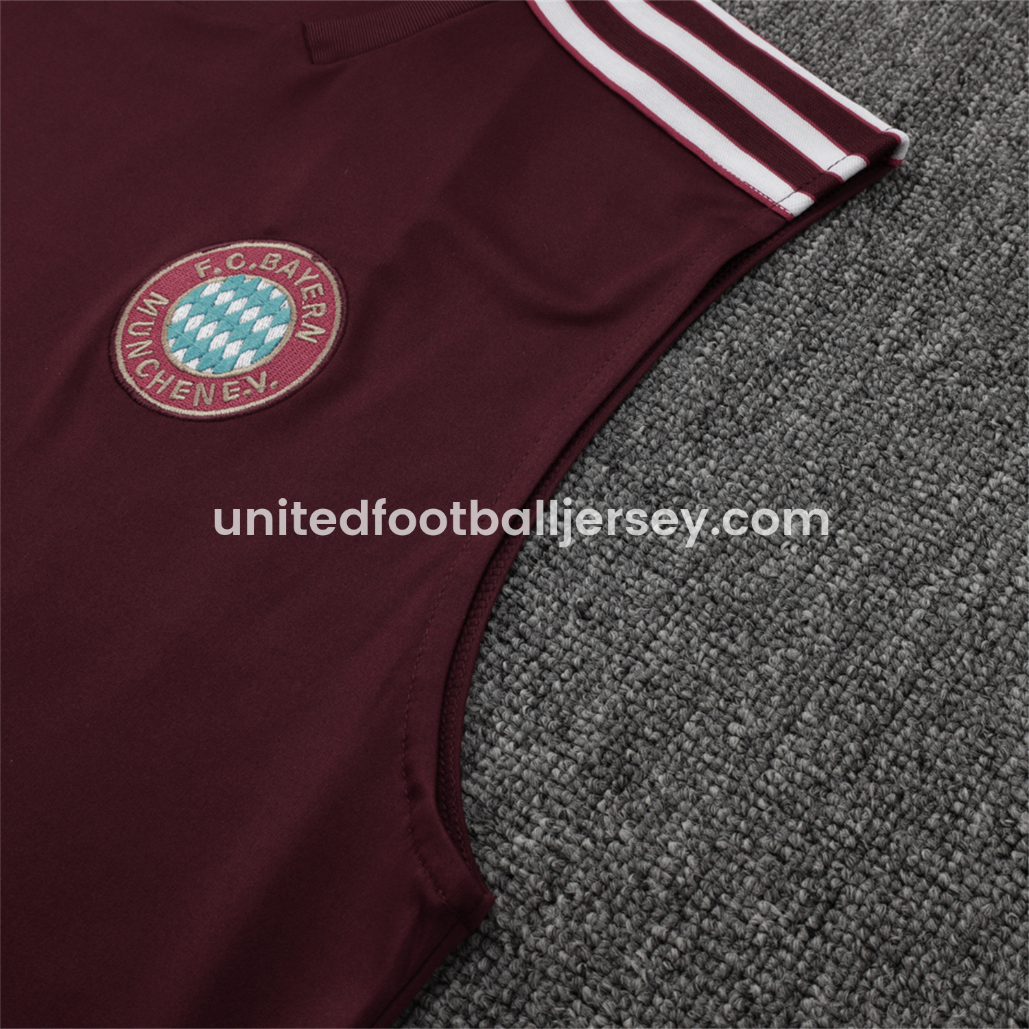 unitedfutballjersey-Bayern Munich 25-26 Throwback Trefoil Vest Training Set - Deep Red