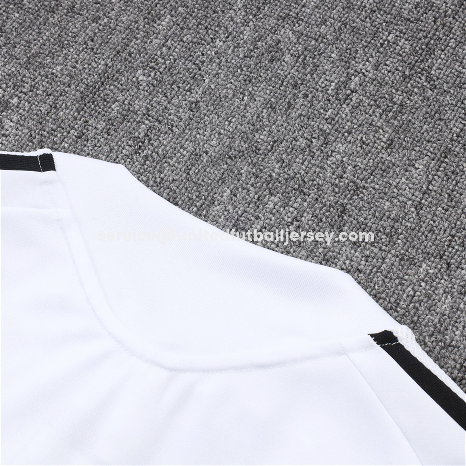 unitedfutballjersey-Germany 2026 Windbreaker Training Set - White Top and Black Pants