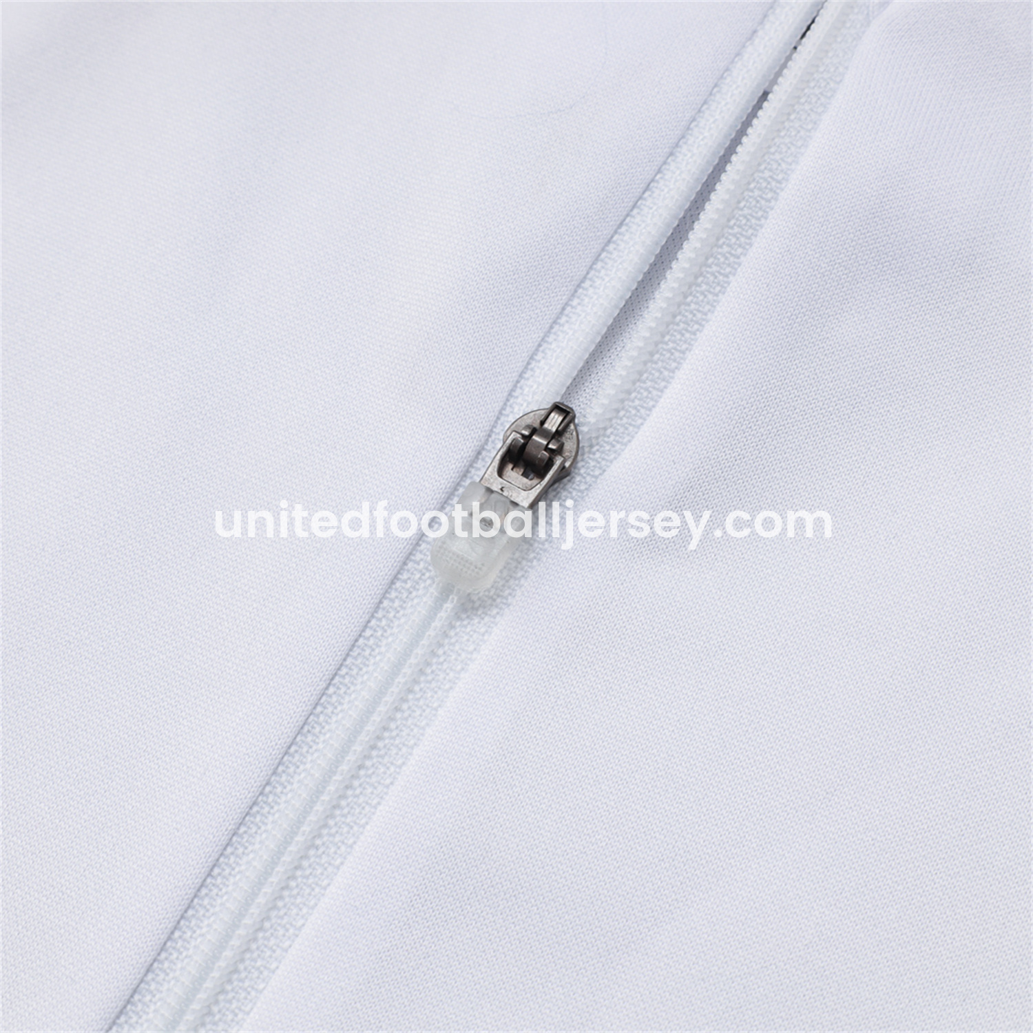 unitedfutballjersey-Real Madrid 25-26 Long Sleeve Training Set - White Top and Black Pants