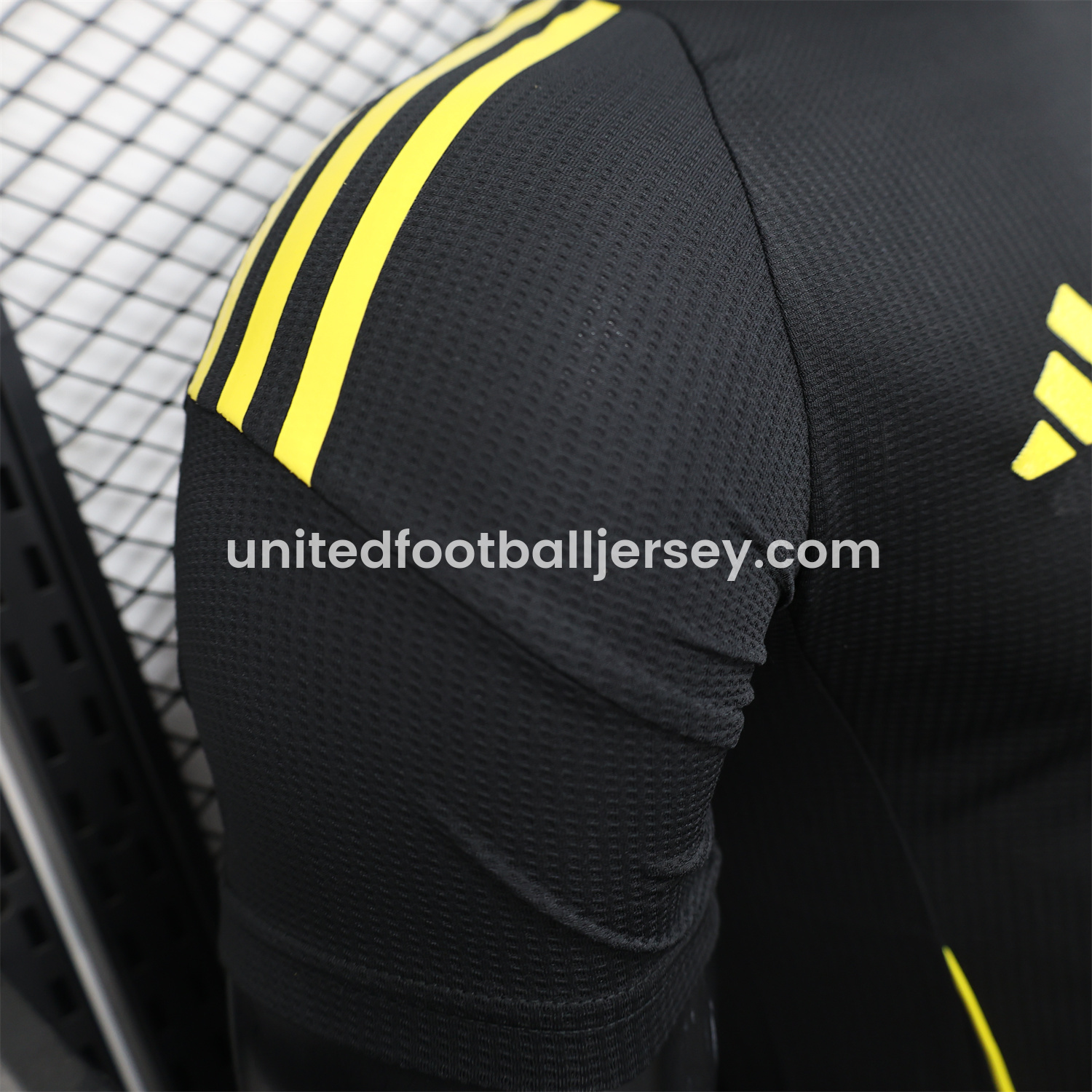 unitedfutballjersey-Algeria 25-26 Pure Black Jersey with Yellow Line - Player Version