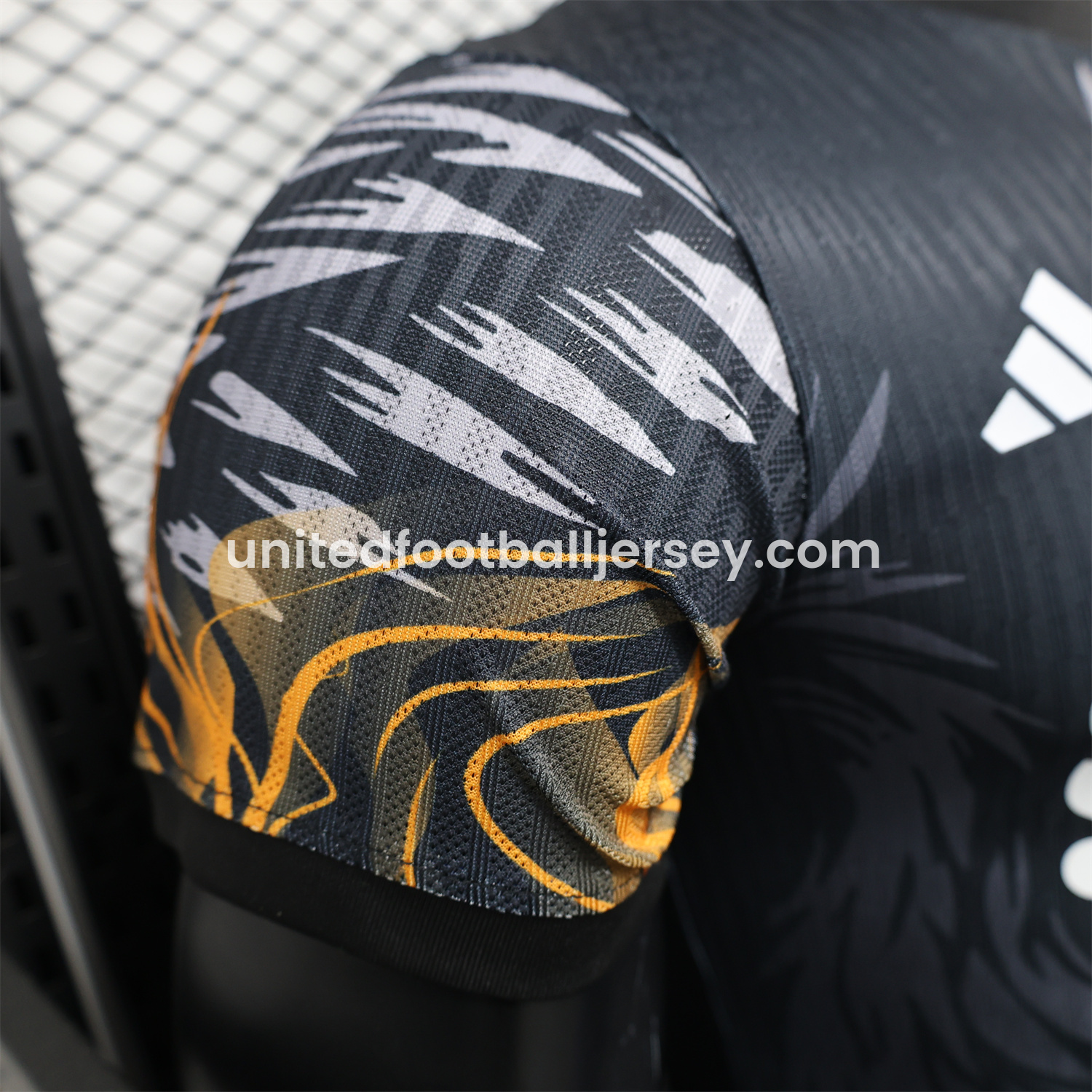 unitedfutballjersey-Liver.pool 25-26 Orange Liver.pool Bird Black Special Jersey - Player Version