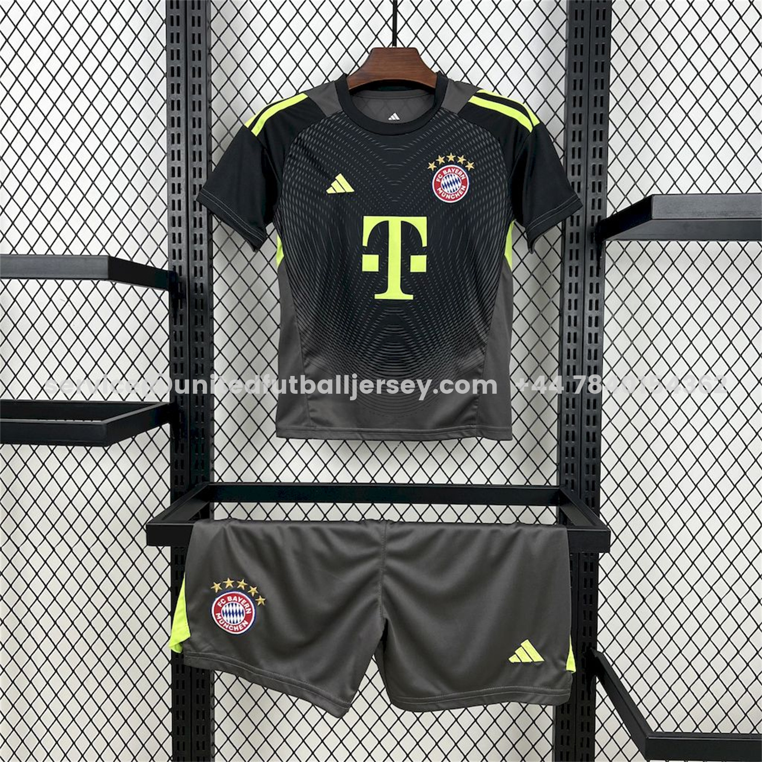 unitedfutballjersey-Bayern Munich 25-26 Grey Black Goalkeeper Kids Kit