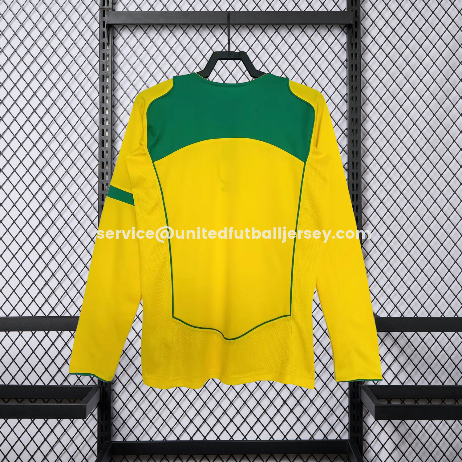 unitedfutballjersey-Retro Brazil 2004 Home Long Sleeves Jersey