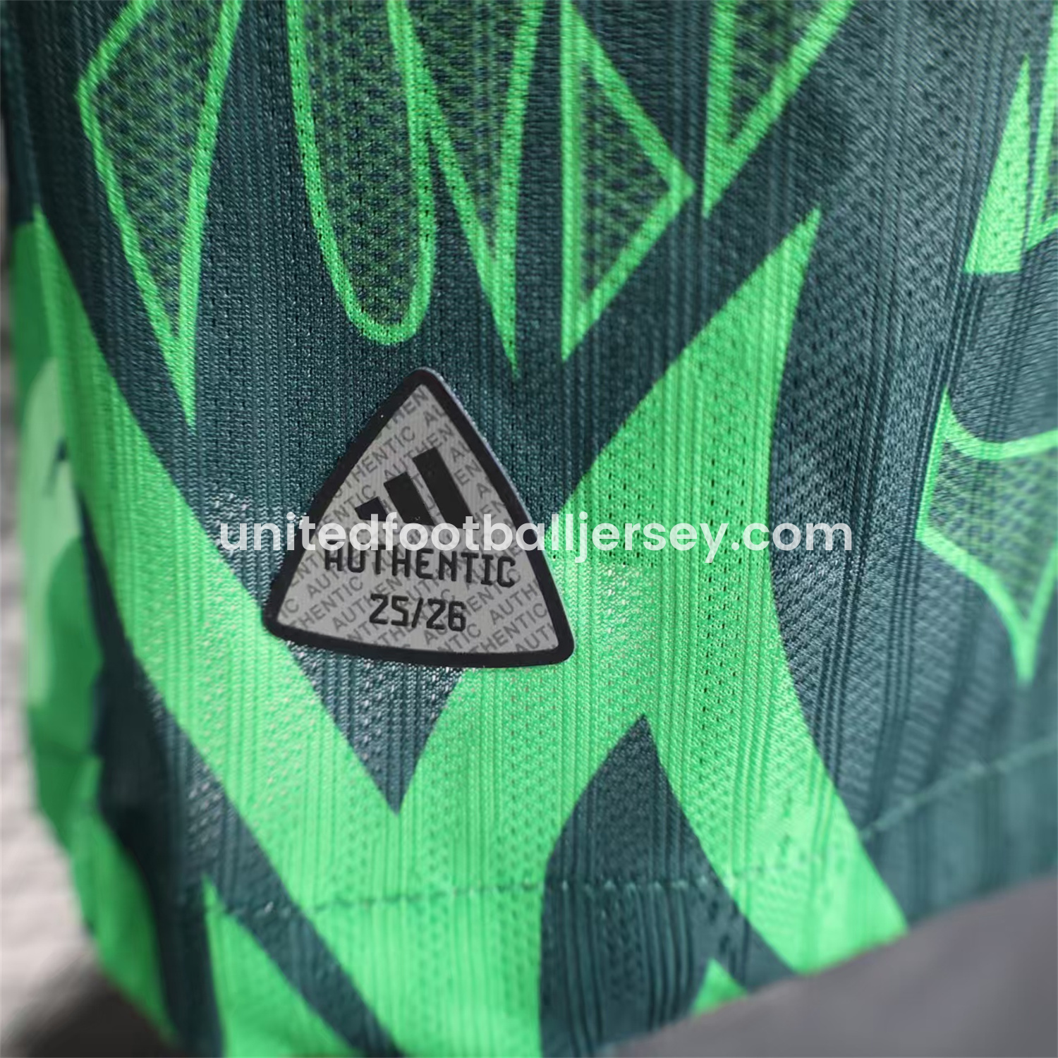 unitedfutballjersey-Liver.pool 25-26 Green Dragon and Fire Special Jersey - Player Version