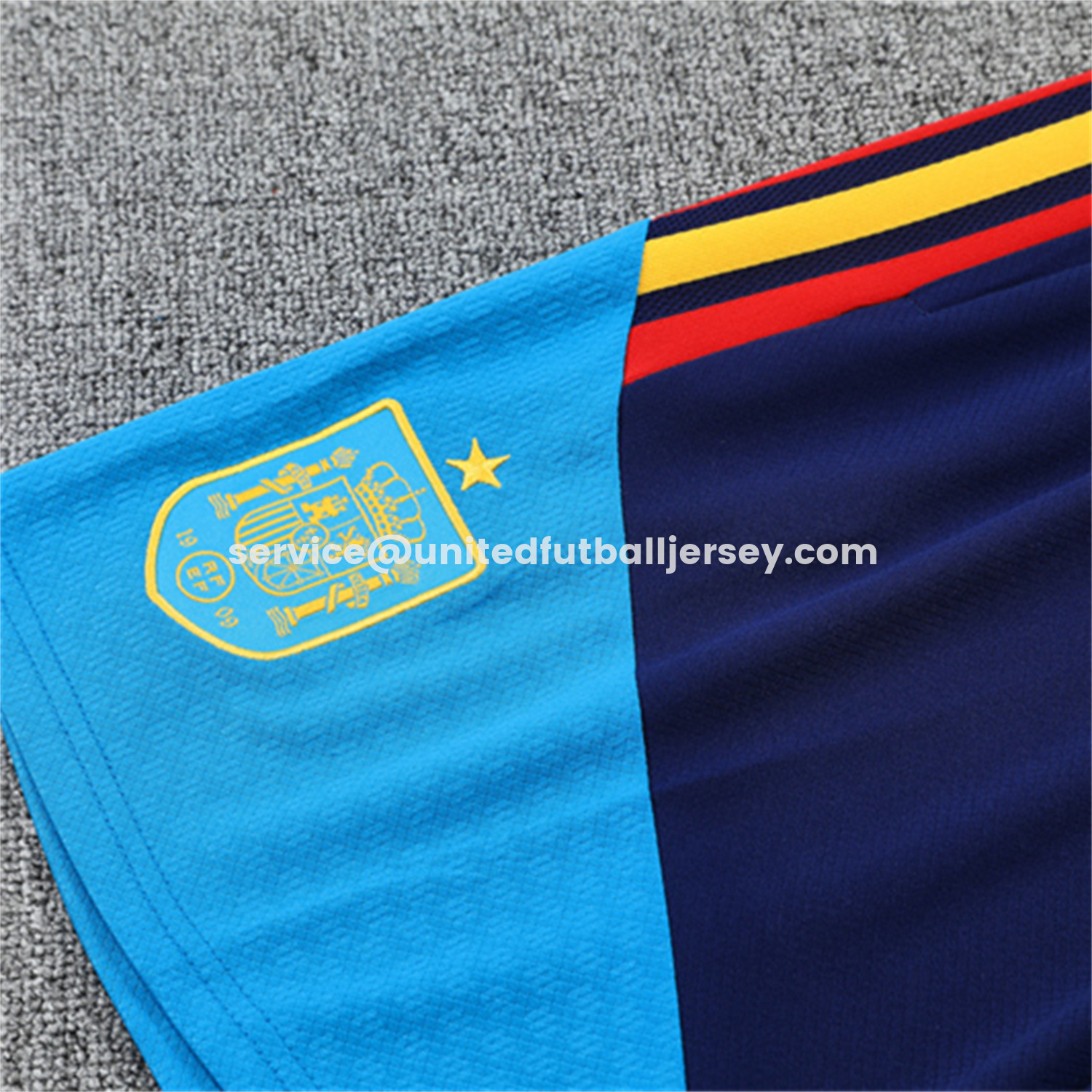 unitedfutballjersey-Spain 2026 Kids Short-Sleeve Training Set - Lake Blue Top & Shorts