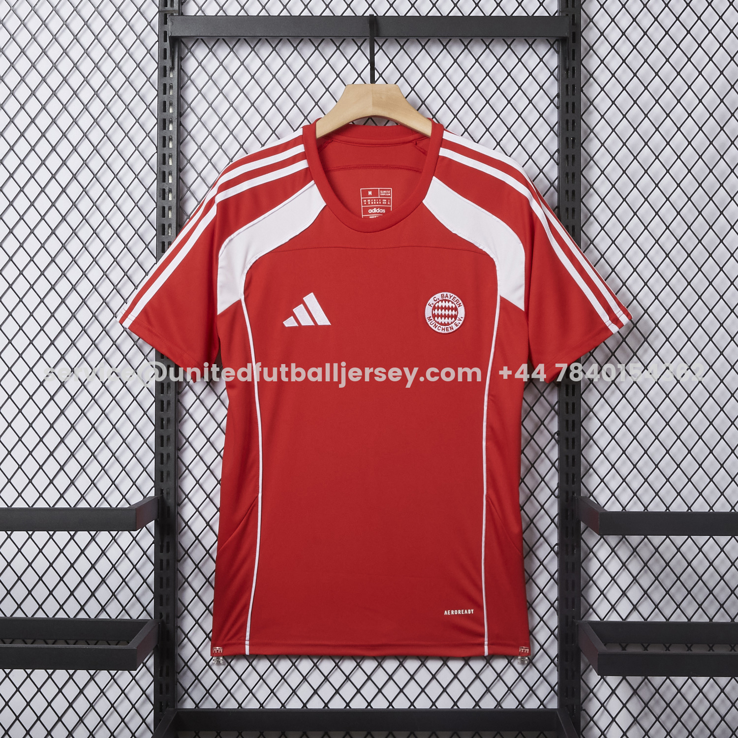 unitedfutballjersey-Bayern Munich 25-26 Red Urban Purist T-Shirt - Fans Version