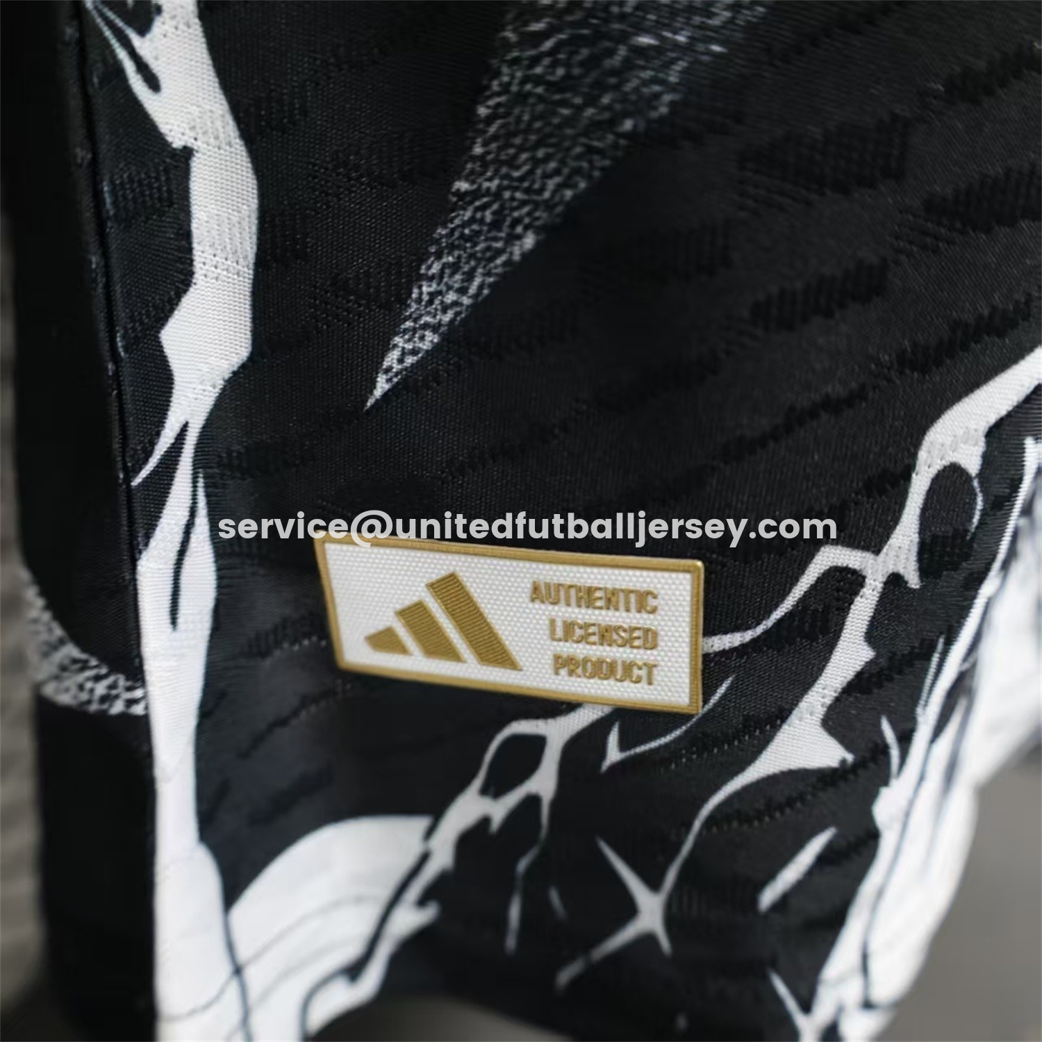 unitedfutballjersey-Real Madrid 25-26 Thunder Comics Pre-Match Special Jersey - Player Version