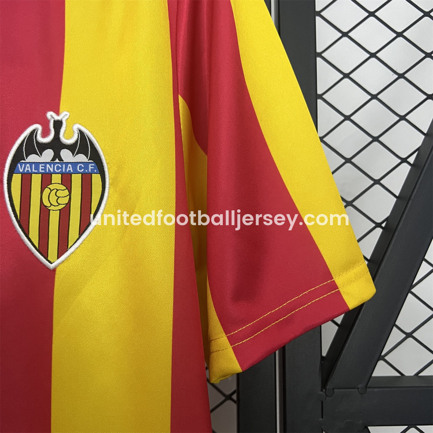 unitedfutballjersey-Retro Valencia 1980-82 Away Jersey