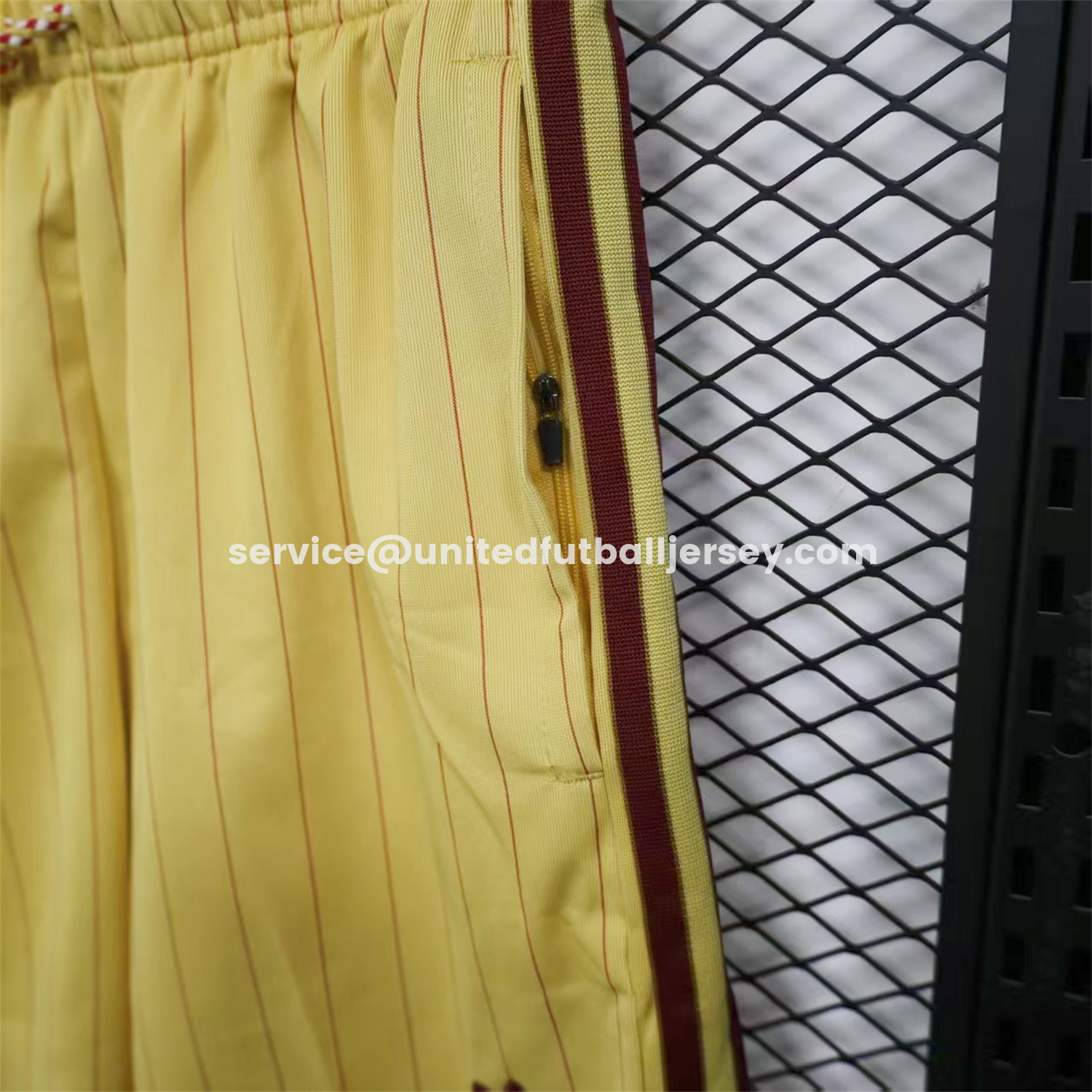 unitedfutballjersey-Arsenal 25-26 Trefoil Yellow Travel Shorts - Player Version