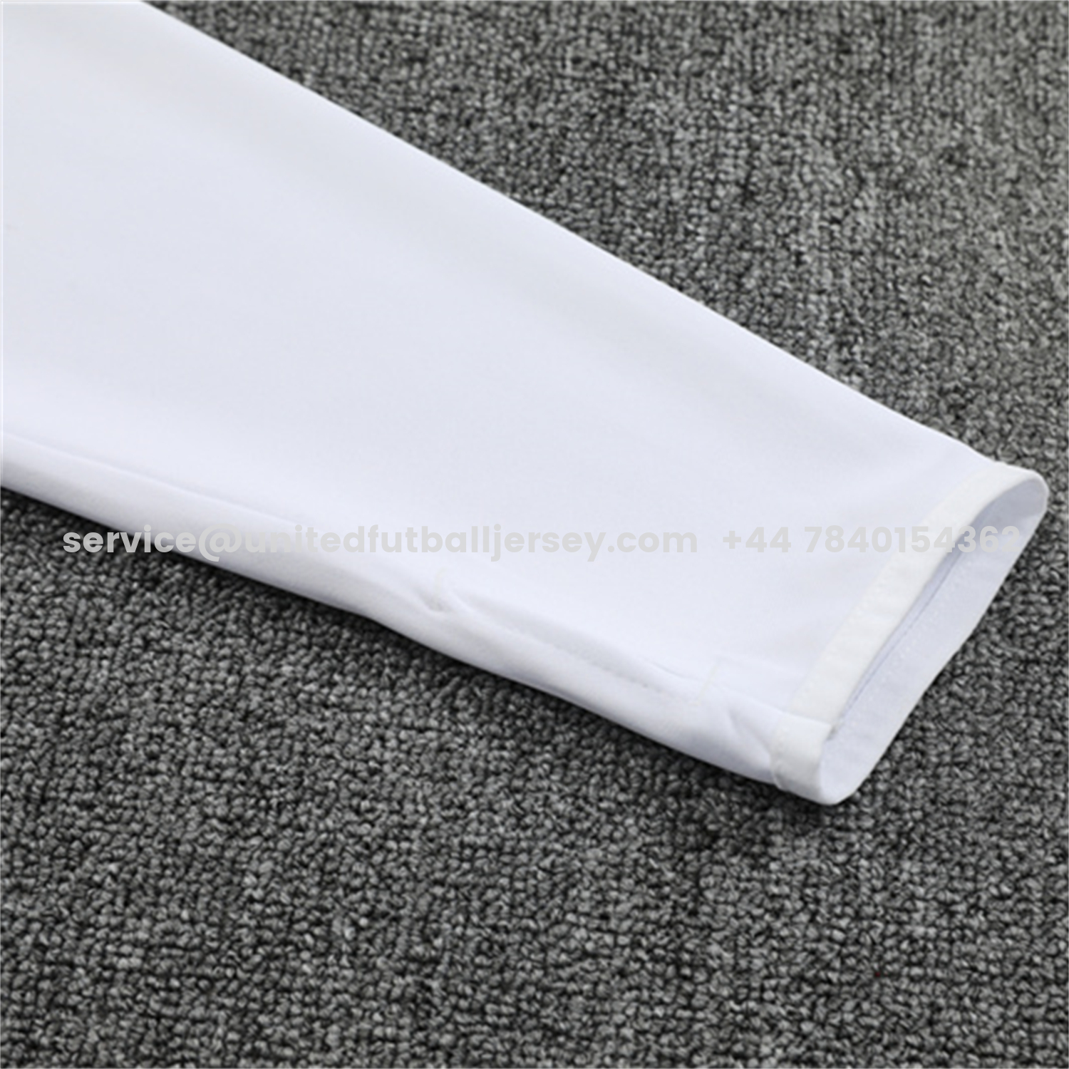 unitedfutballjersey-Real Madrid 25-26 Long Sleeve Training Set - White Top & Blue Pants