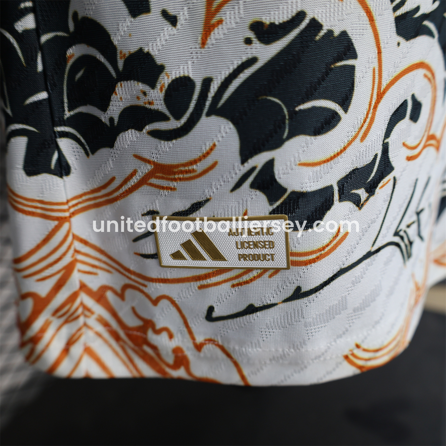 unitedfutballjersey-Real Madrid 24-25 Black & Orange Loong White Jersey - Player Version