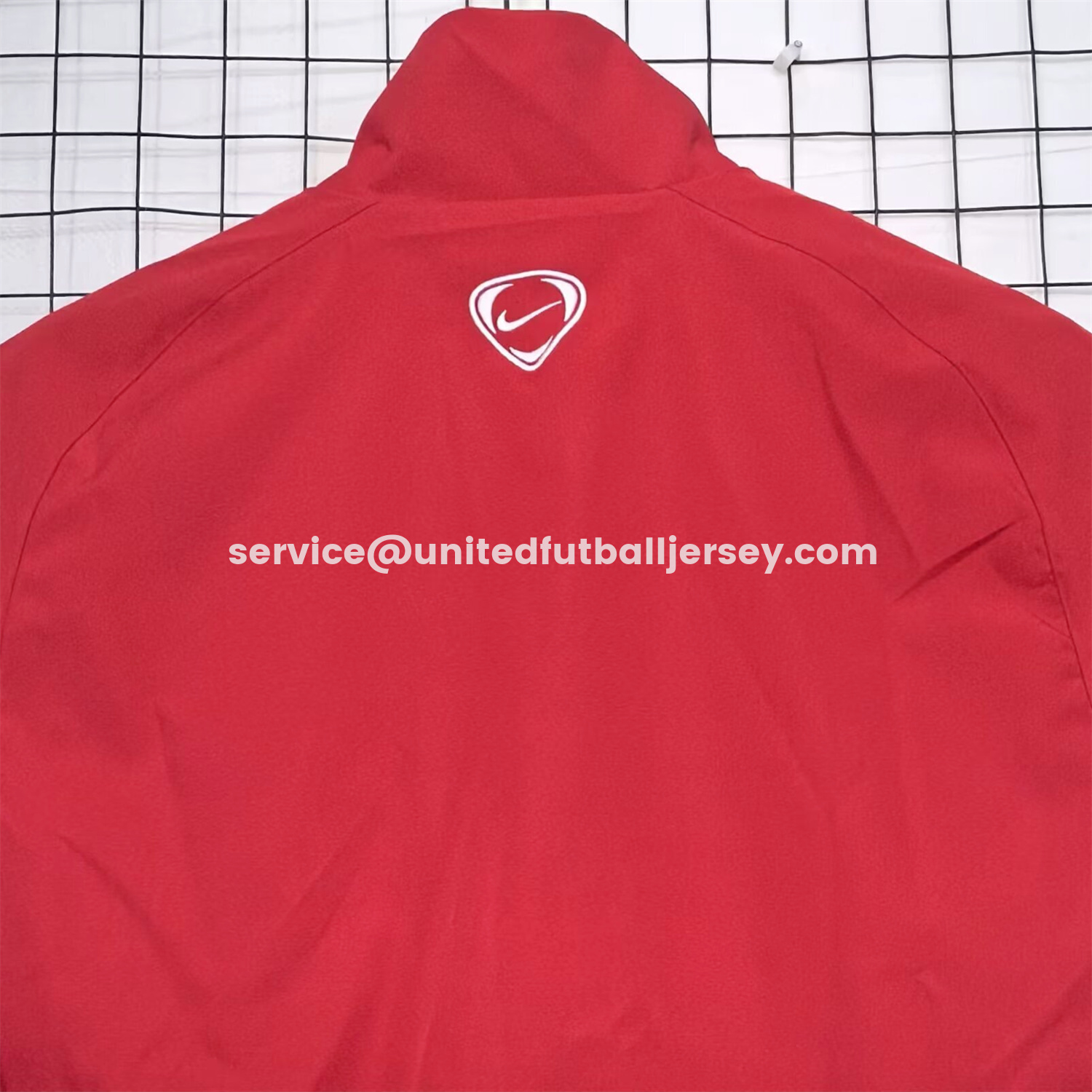 unitedfutballjersey-Retro Manchester United 2010-11 Red Windbreaker Jacket