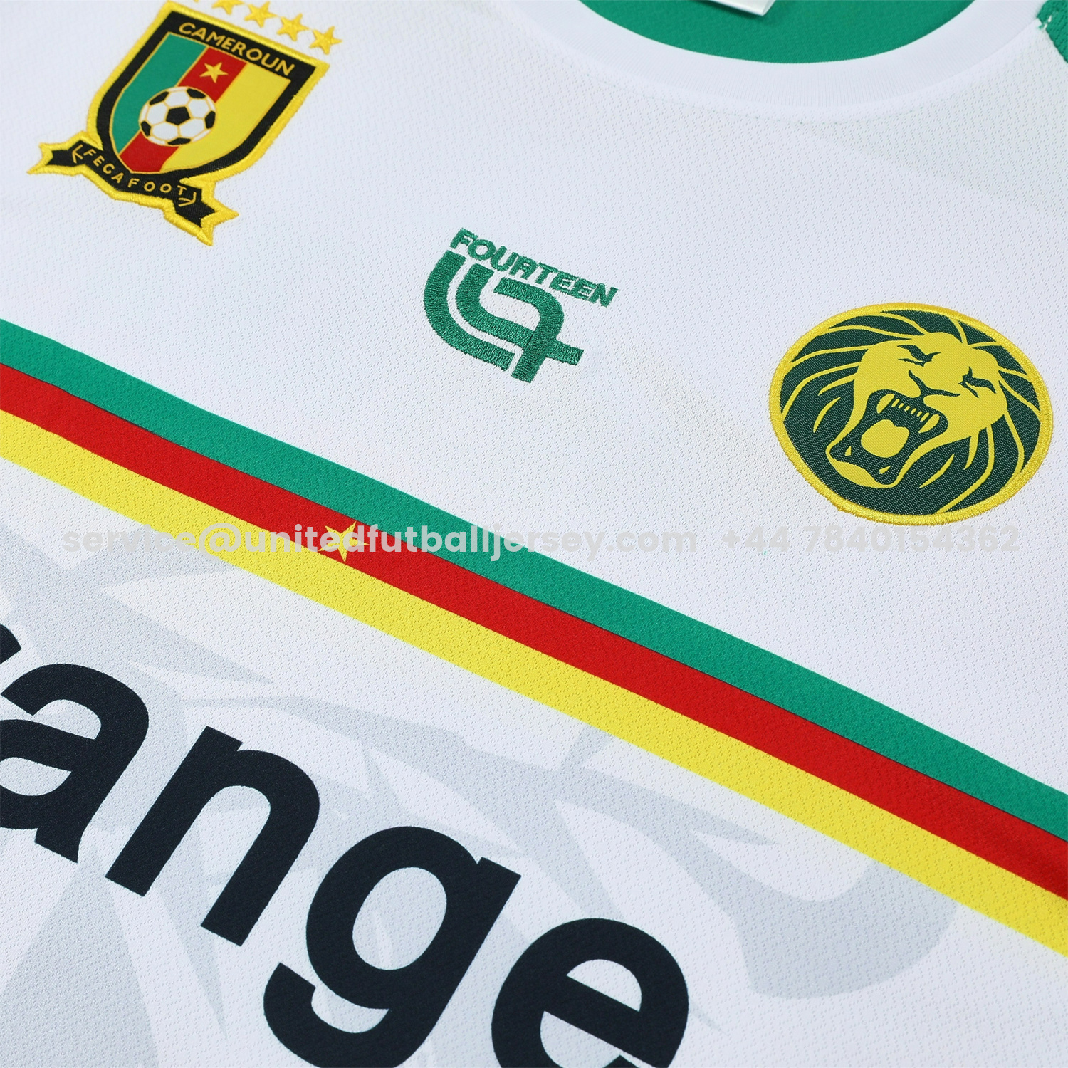 unitedfutballjersey-Cameroon 25-26 Short-Sleeve Training Set - White Top and Green Shorts