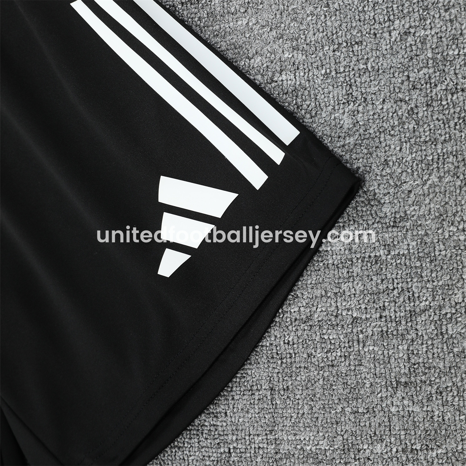 unitedfutballjersey-Atletico Mineiro 25-26 Short-Sleeve Kids Training Set - Black Top With Black Shorts