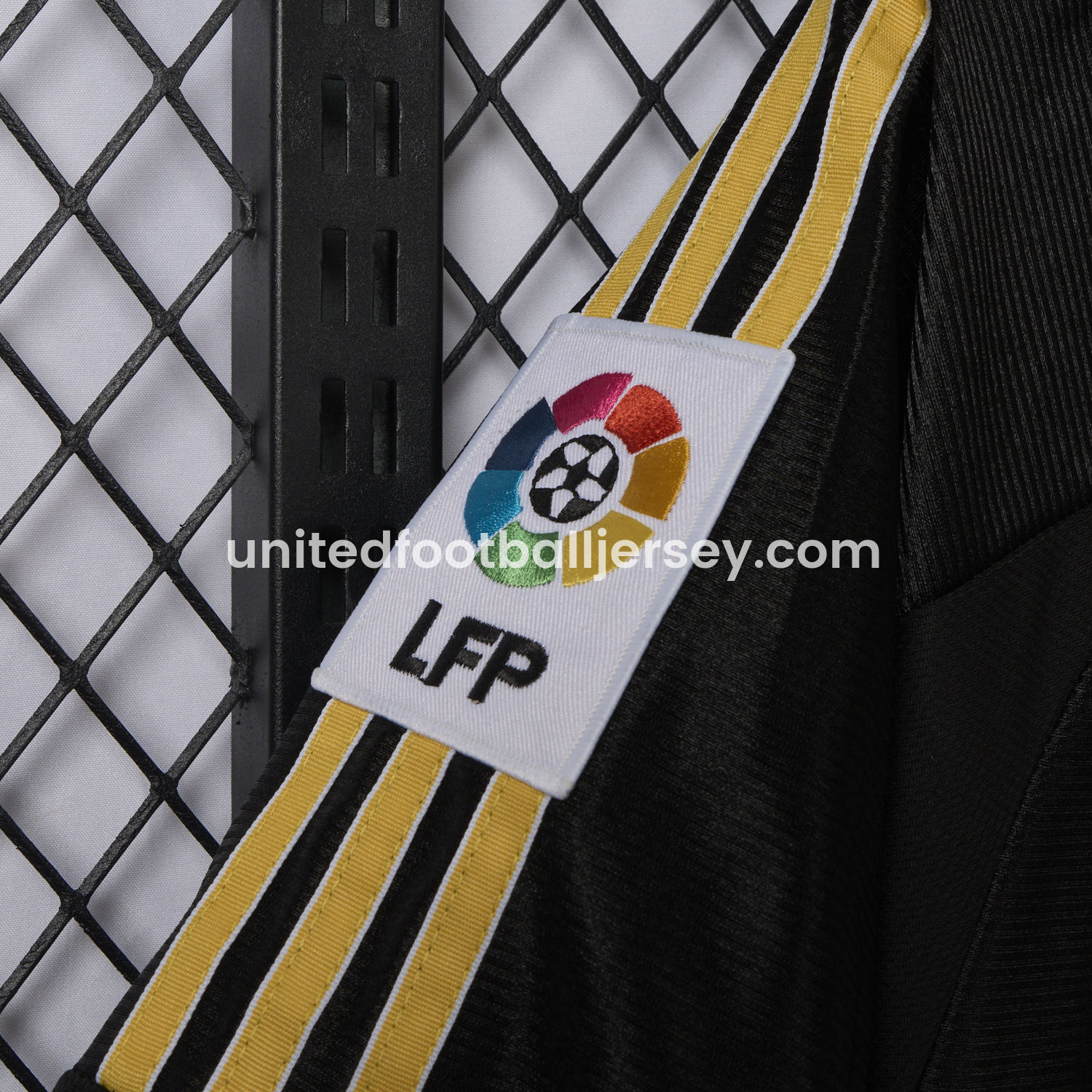 unitedfutballjersey-Retro Real Madrid 1999-01 Away Jersey