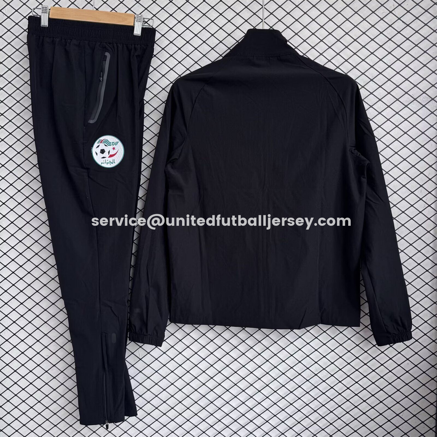 unitedfutballjersey-Algeria 25-26 Windbreaker Training Set - Black Top and Pants