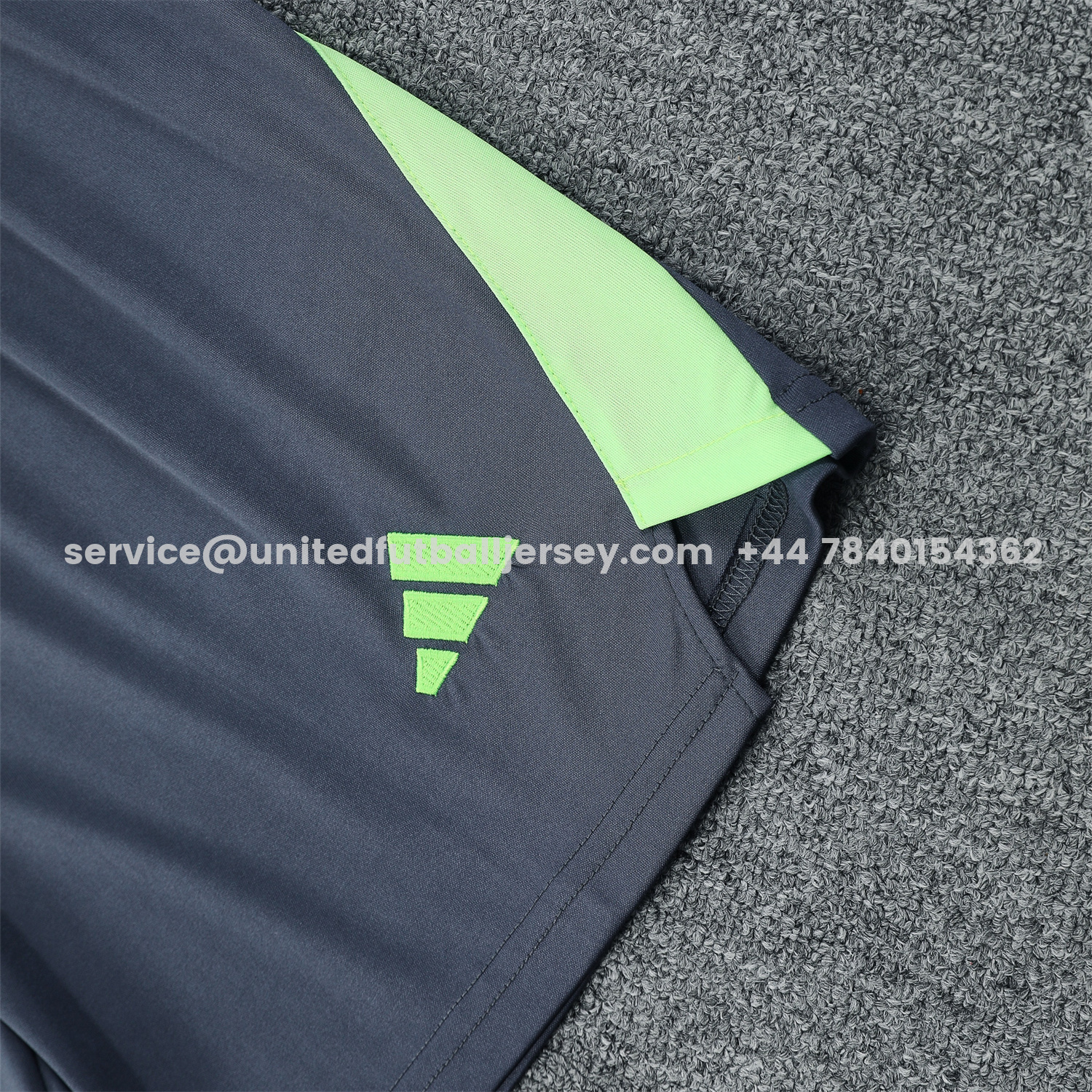 unitedfutballjersey-Real Madrid 25-26 Short-Sleeve Training Set - Deep Gray Top & Gray Shorts