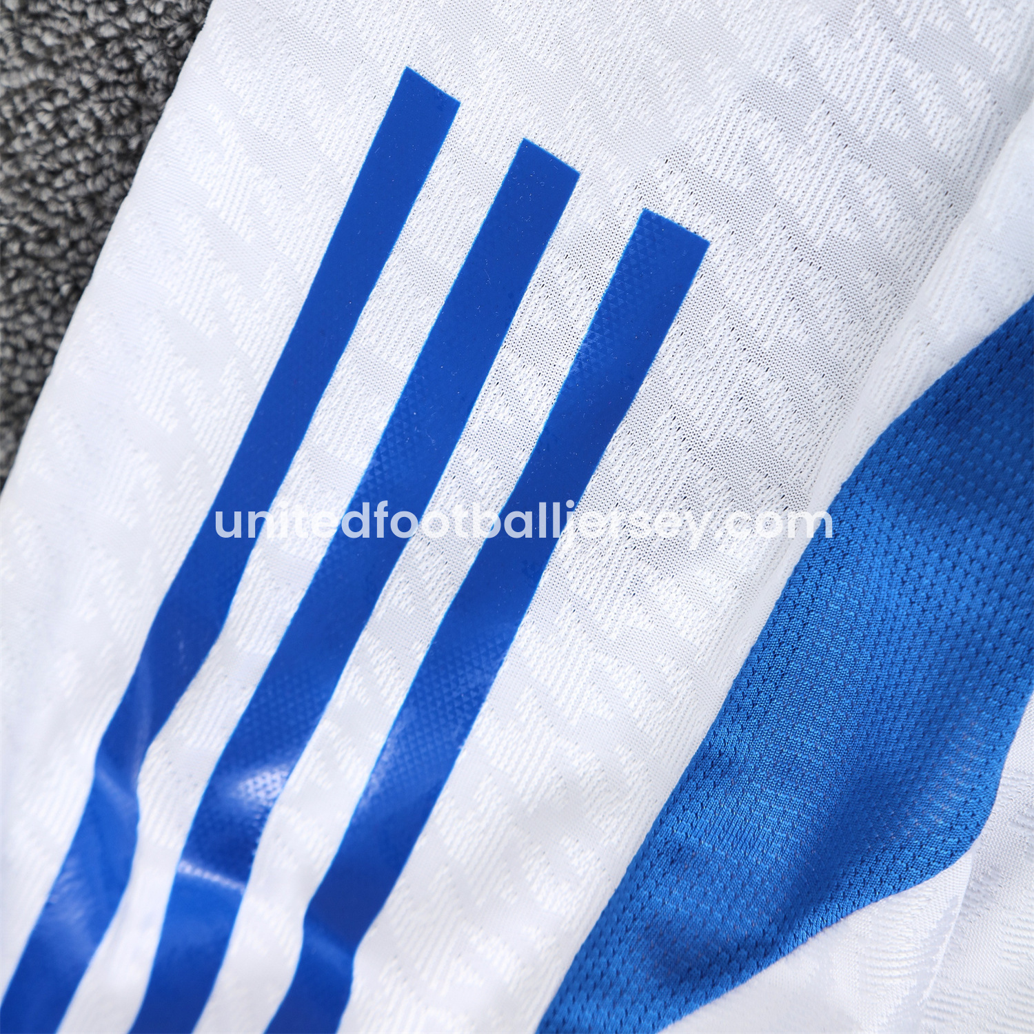 unitedfutballjersey-Real Madrid 25-26 Blue Edge Special Edition Jersey - Player Version