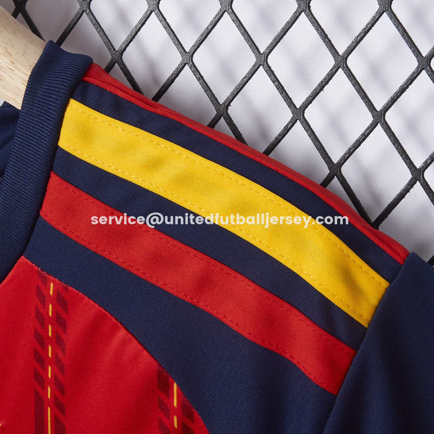 unitedfutballjersey-Women's Spain 2026 Home Cropped Jersey