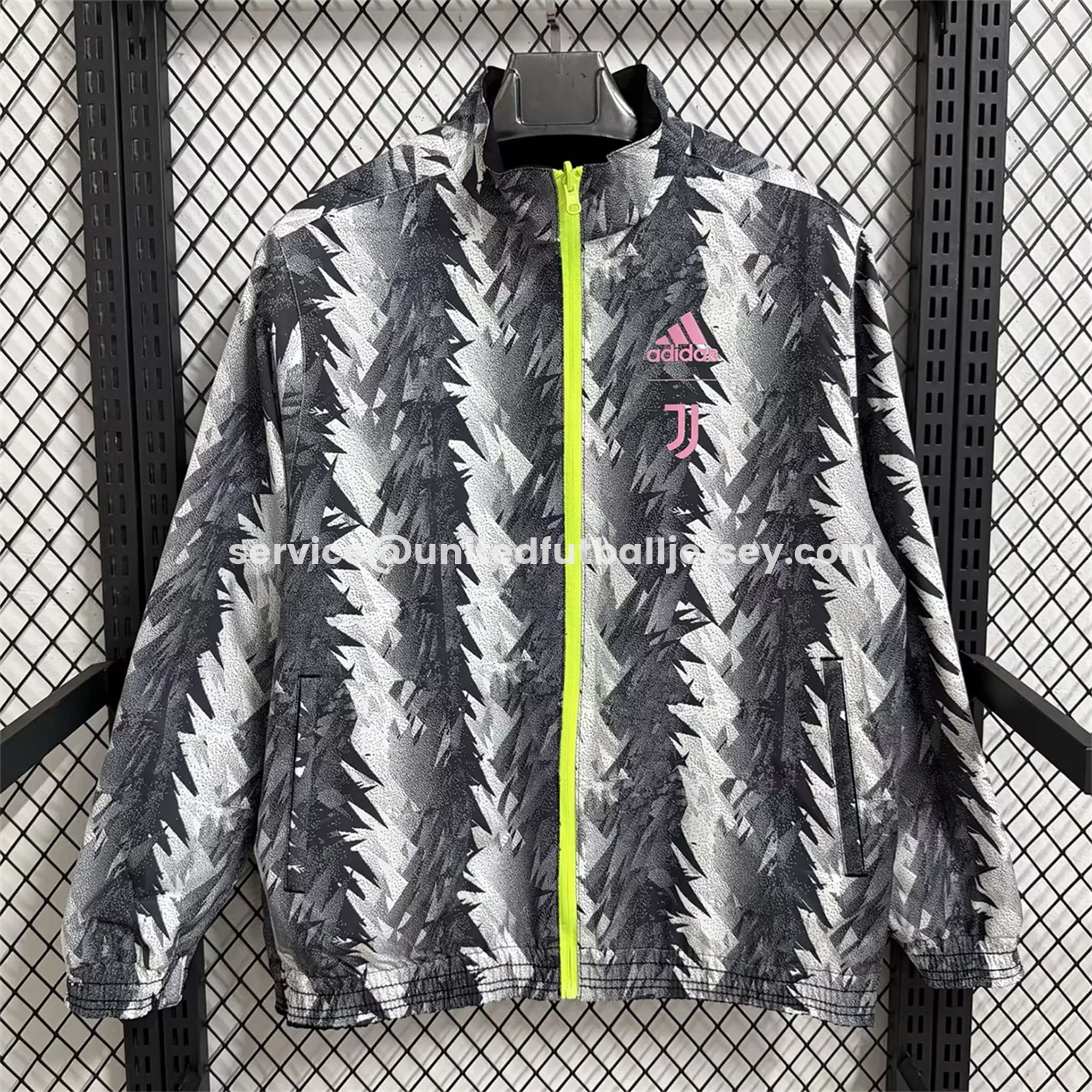 unitedfutballjersey-Juventus 25-26 Double Sided Reversible Windbreaker - Black & Grey