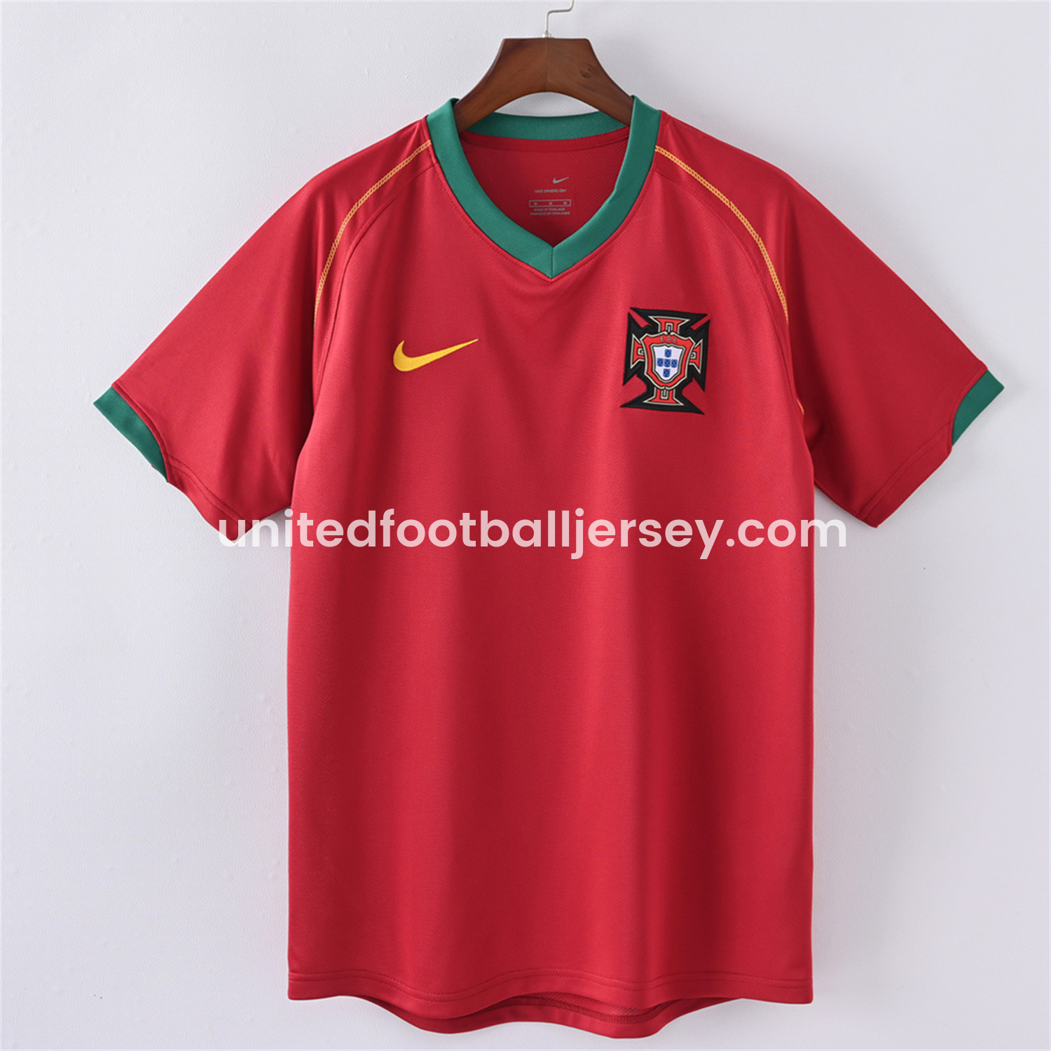 unitedfutballjersey-Retro Portugal 2006 Home Jersey