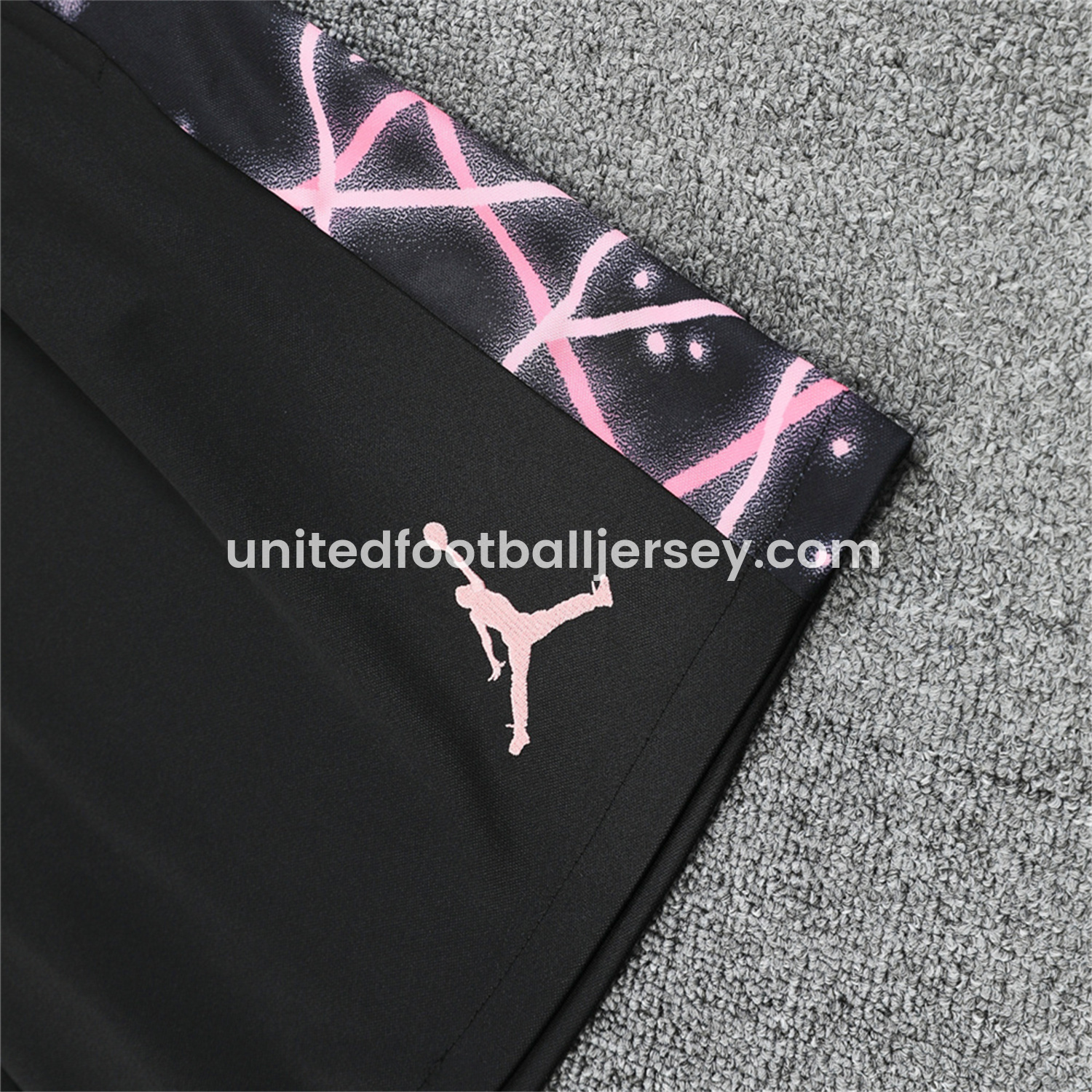 unitedfutballjersey-Paris Saint-Germain PSG 25-26 Short-Sleeve Training Set - Pink Fluorescent Rays Black Top & Black Shorts