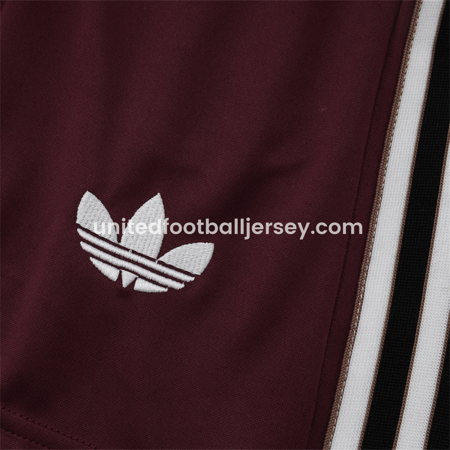 unitedfutballjersey-Ajax 25-26 Throwback Trefoil Short-Sleeve Training Set - Deep Red