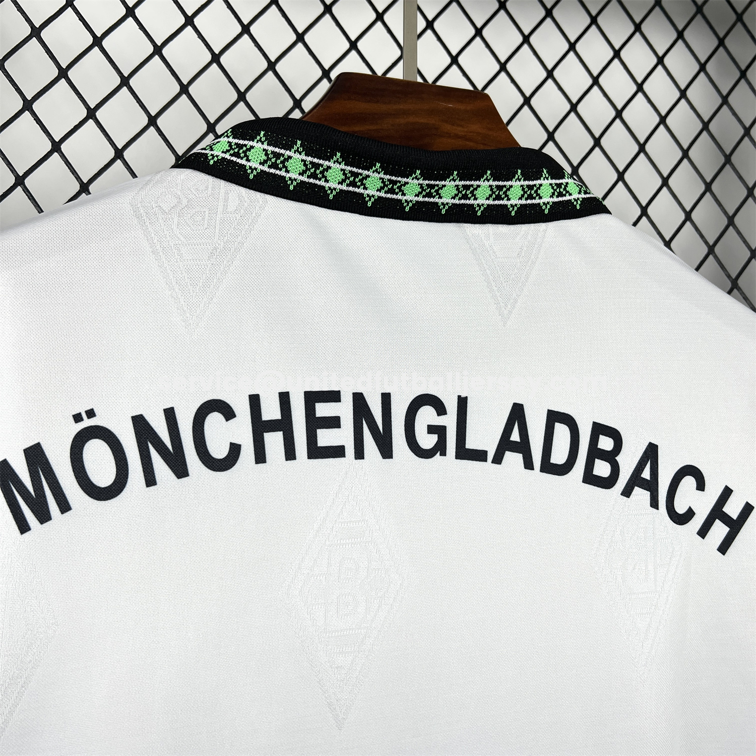 unitedfutballjersey-Retro Borussia Mönchengladbach 1995-96 Home Long Sleeves Jersey