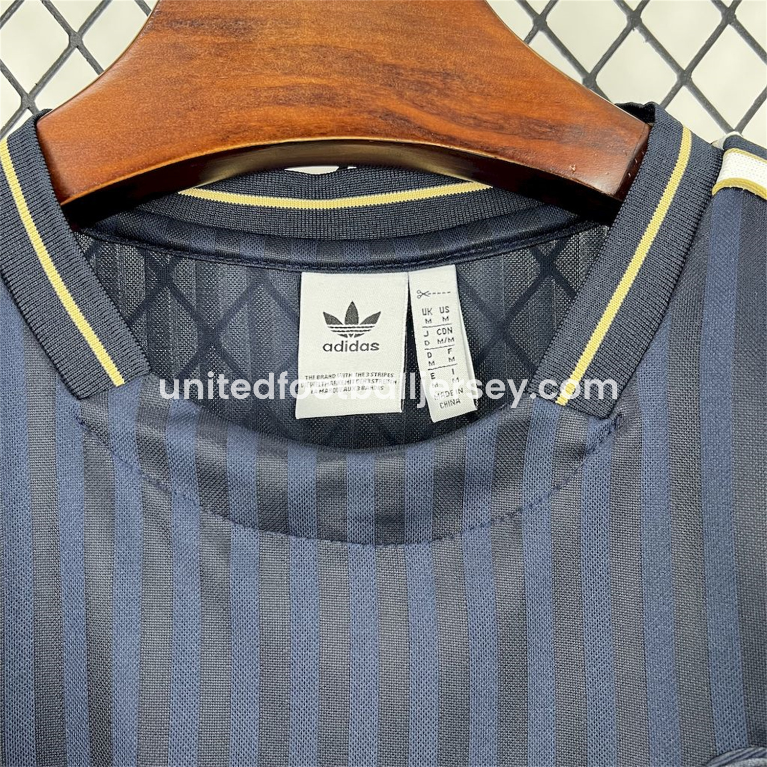 unitedfutballjersey-Juventus 2025 Royal Blue Icon Retro Jersey - Fans Version