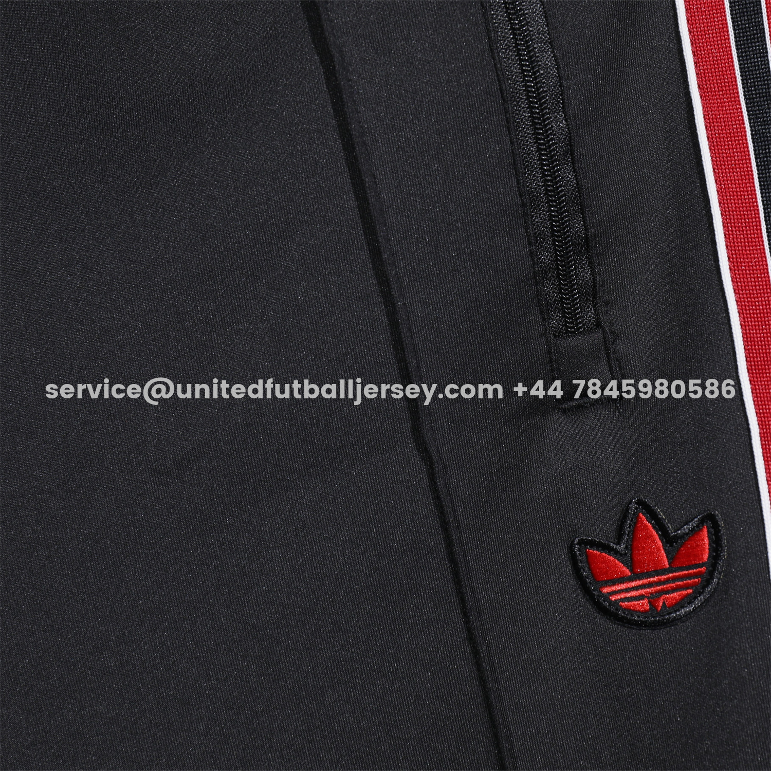 unitedfutballjersey-Manchester United 25-26 Red Lines Training Set - Black Top and Black Pants