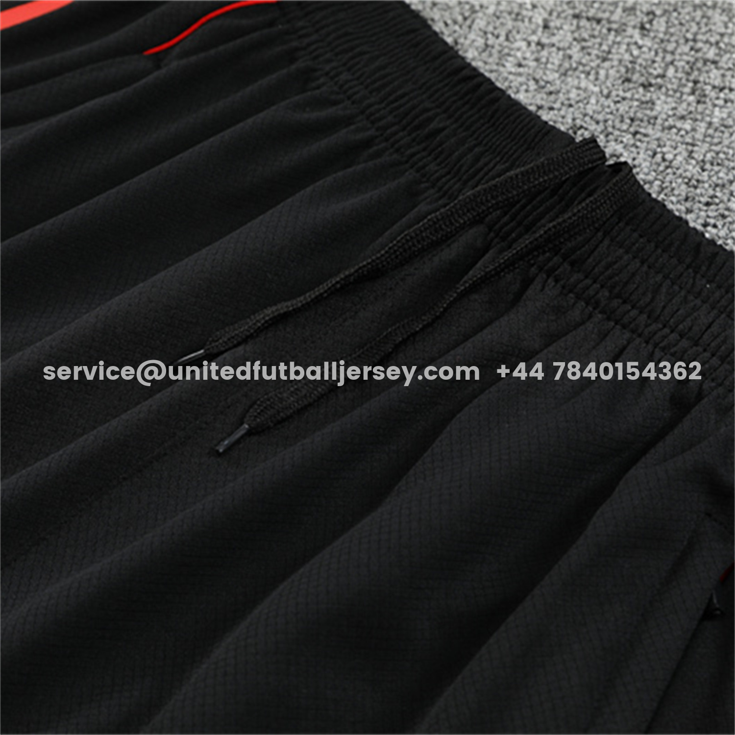 unitedfutballjersey-Manchester United 25-26 Kids Short-Sleeve Training Set - Red Camouflage Top & Black Shorts