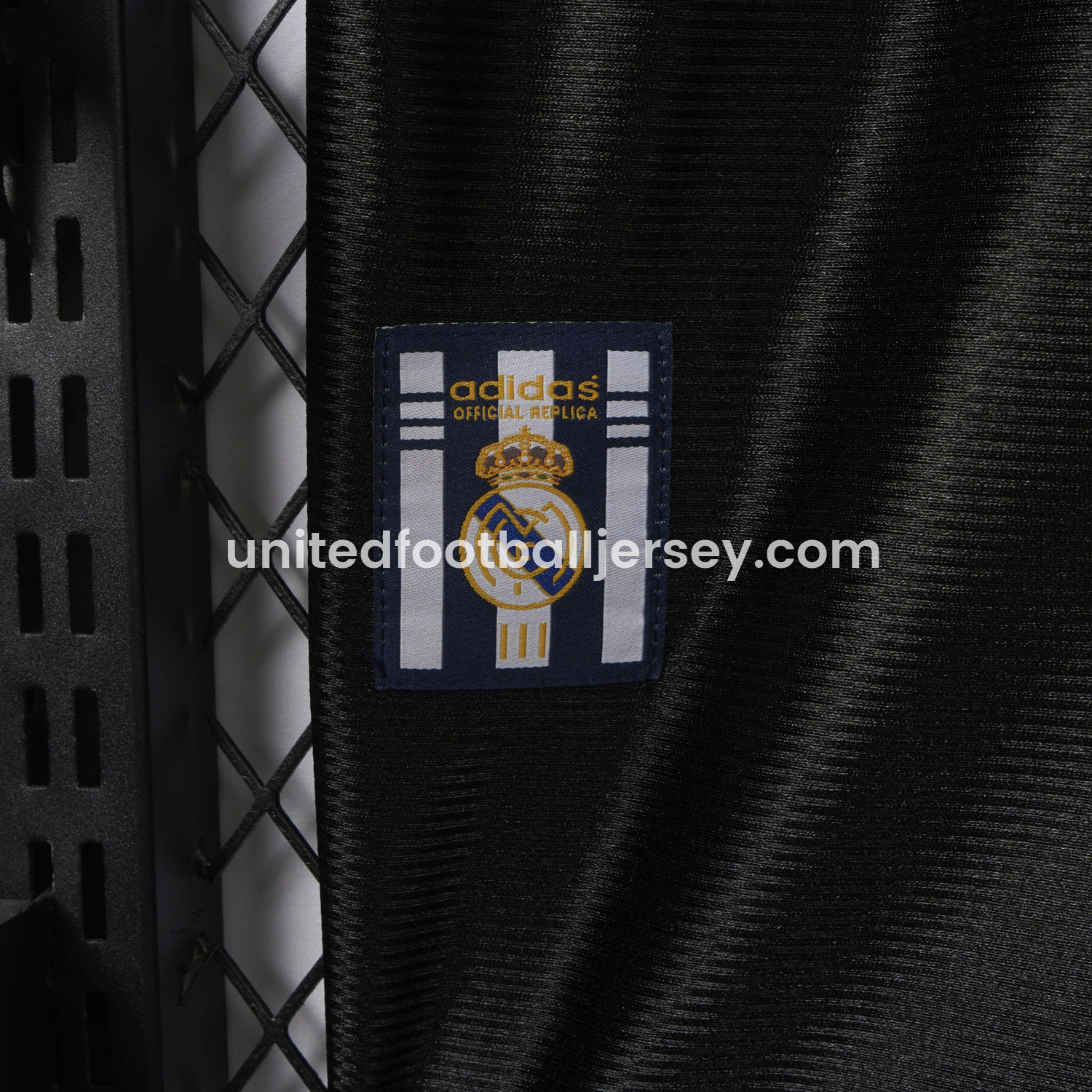 unitedfutballjersey-Retro Real Madrid 1999-01 Away Jersey