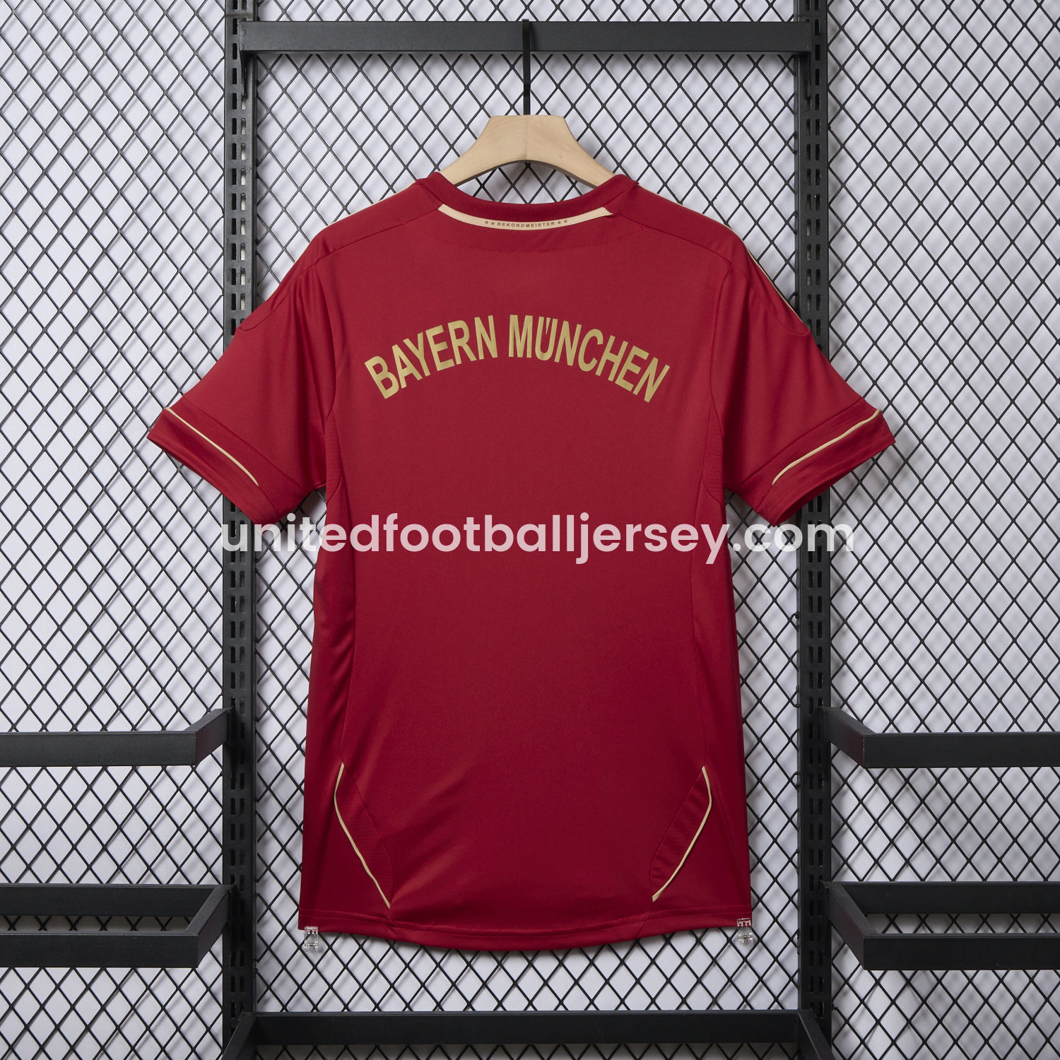 unitedfutballjersey-Retro Bayern Munich 2012-13 Home Jersey