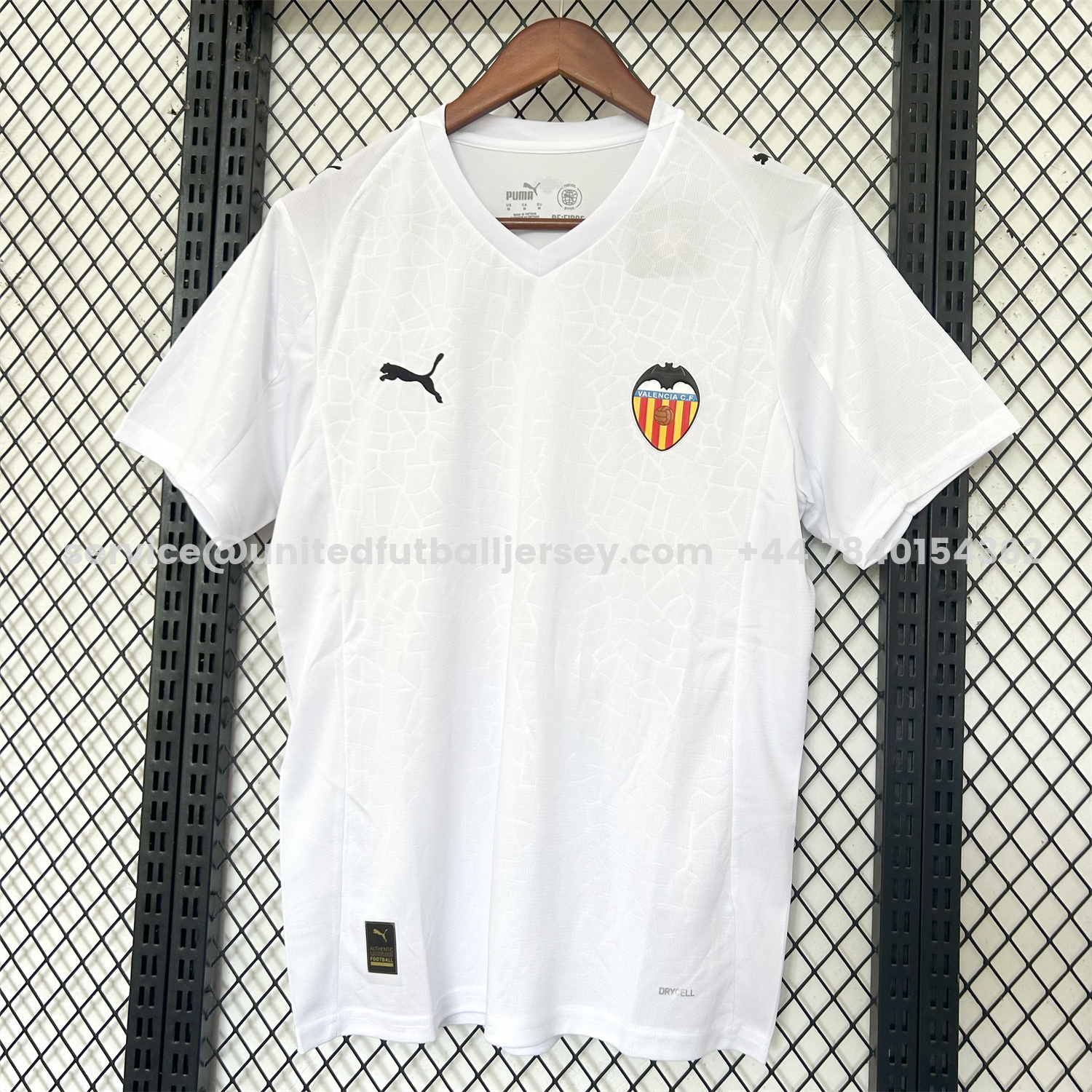 unitedfutballjersey-Valencia 25-26 Home Unsponsored Jersey - Fans Version