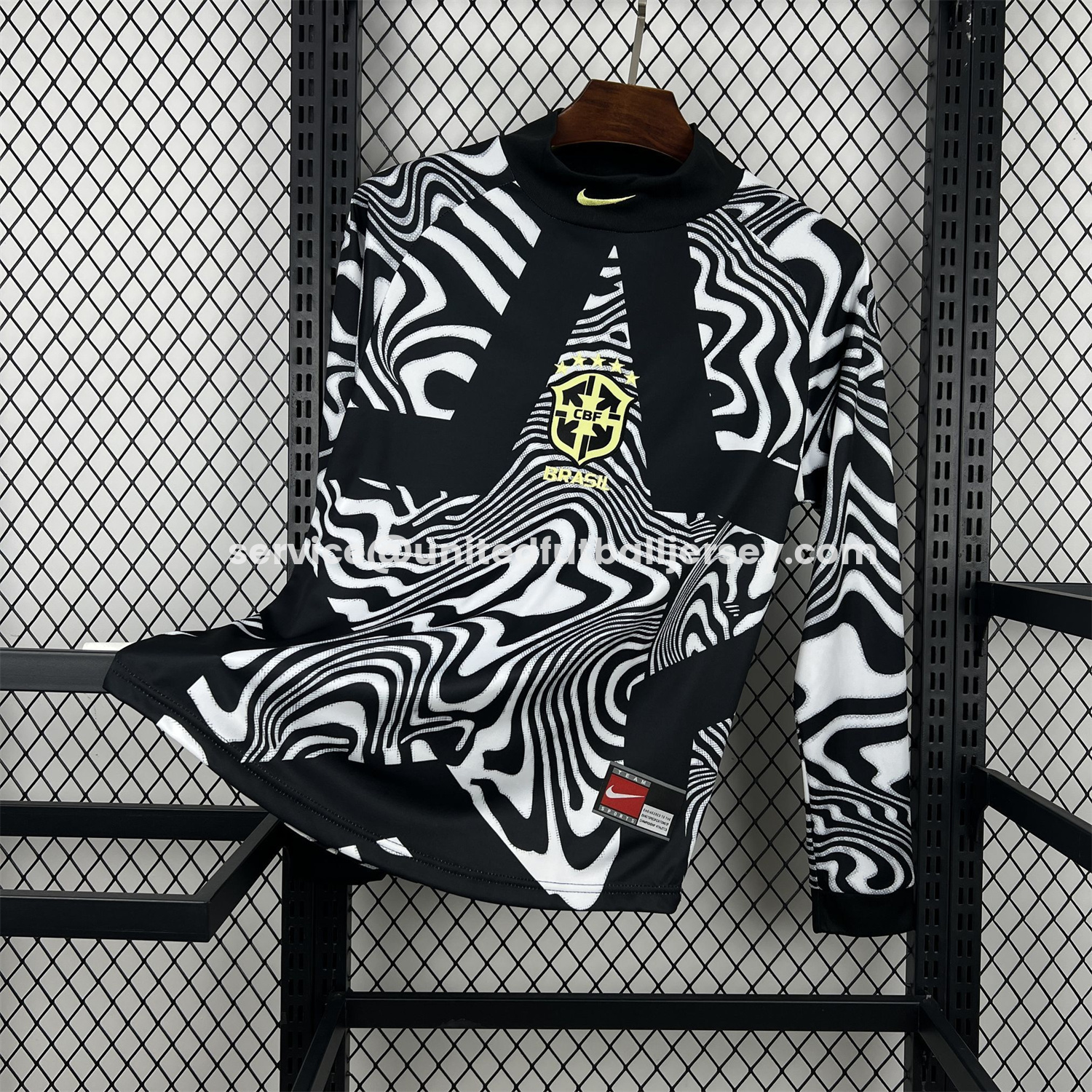 unitedfutballjersey-Brazil 2026 Hollywood Goalkeeper Special Long Sleeves Jersey - Fans Version