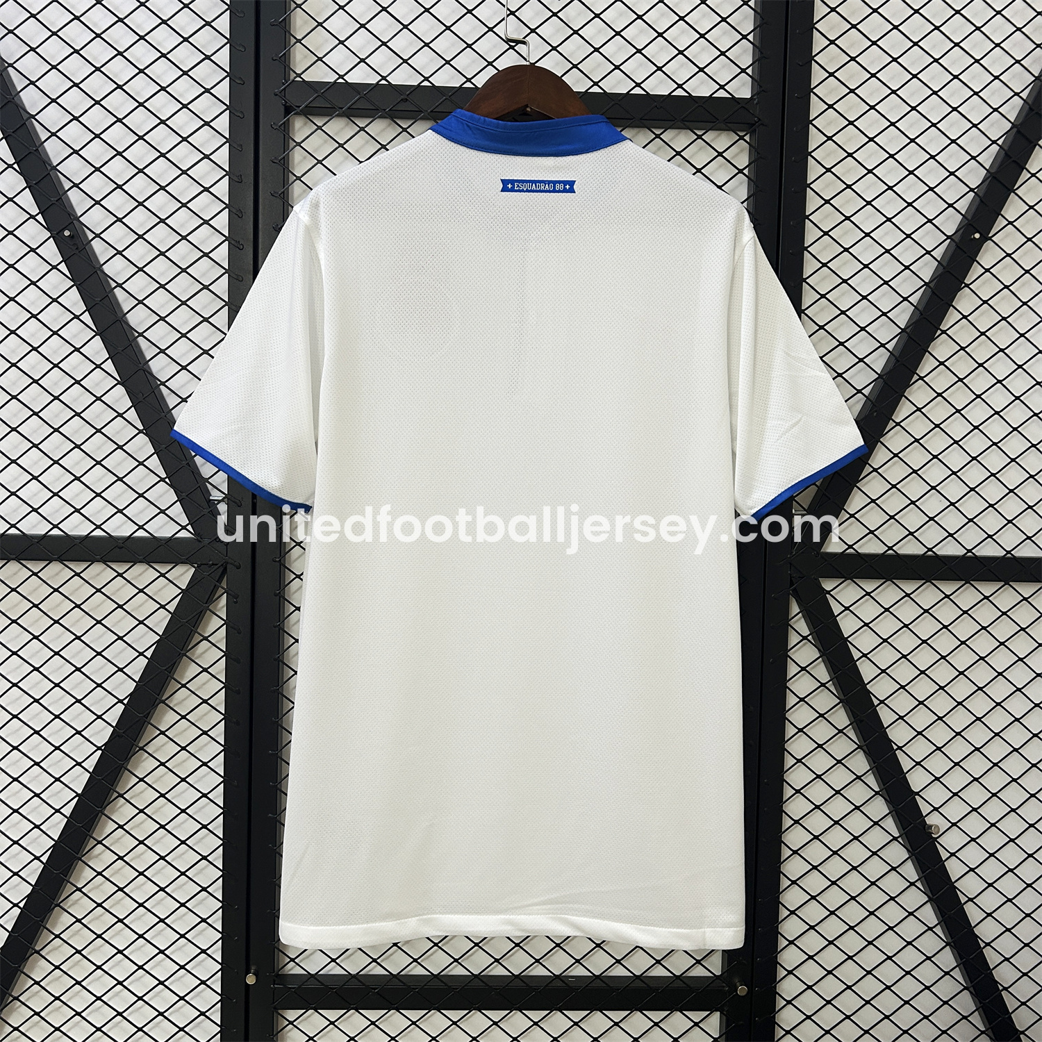 unitedfutballjersey-Retro Bahia 2013-14 Home Unsponsored Jersey