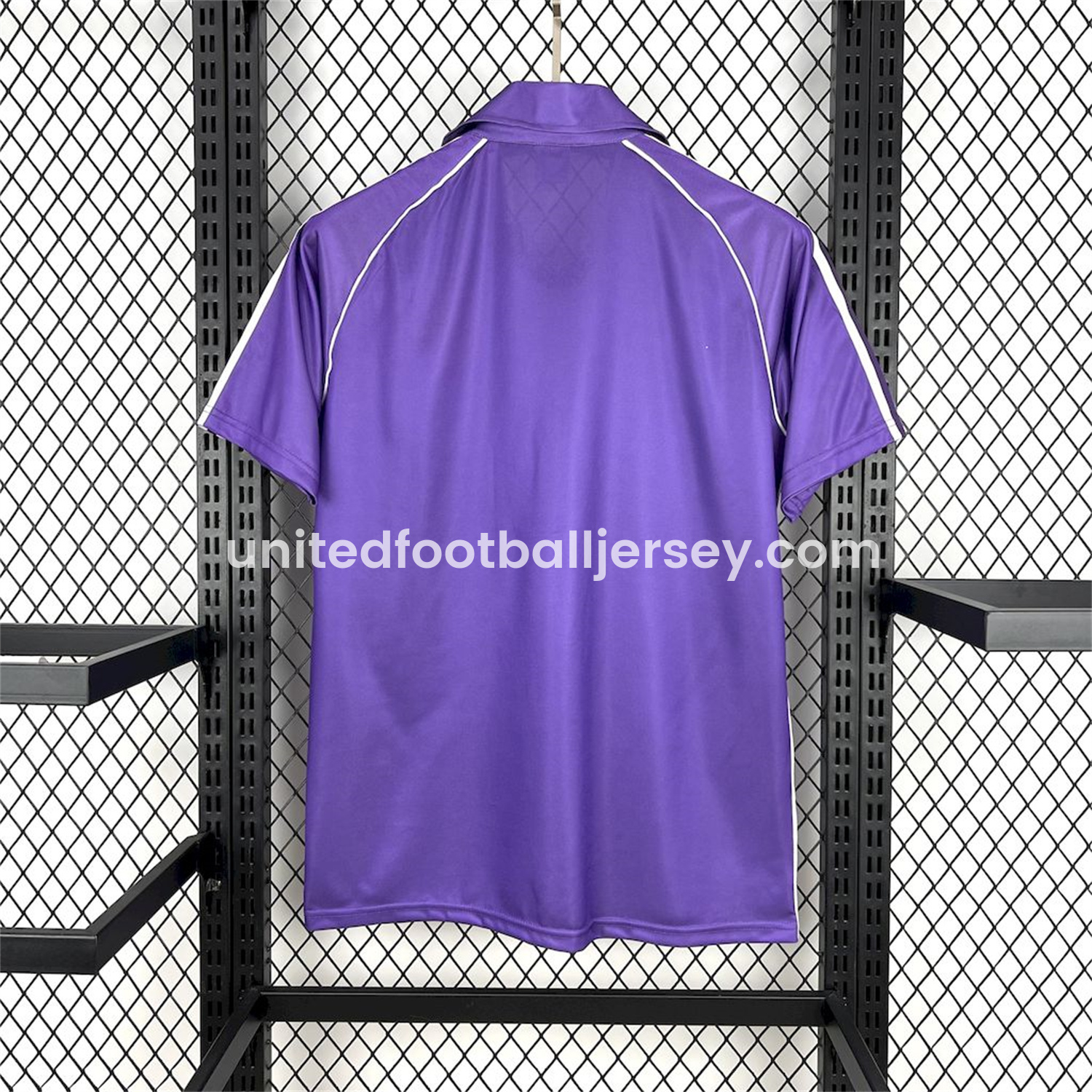 unitedfutballjersey-Retro Real Madrid 1984-85 Third Jersey