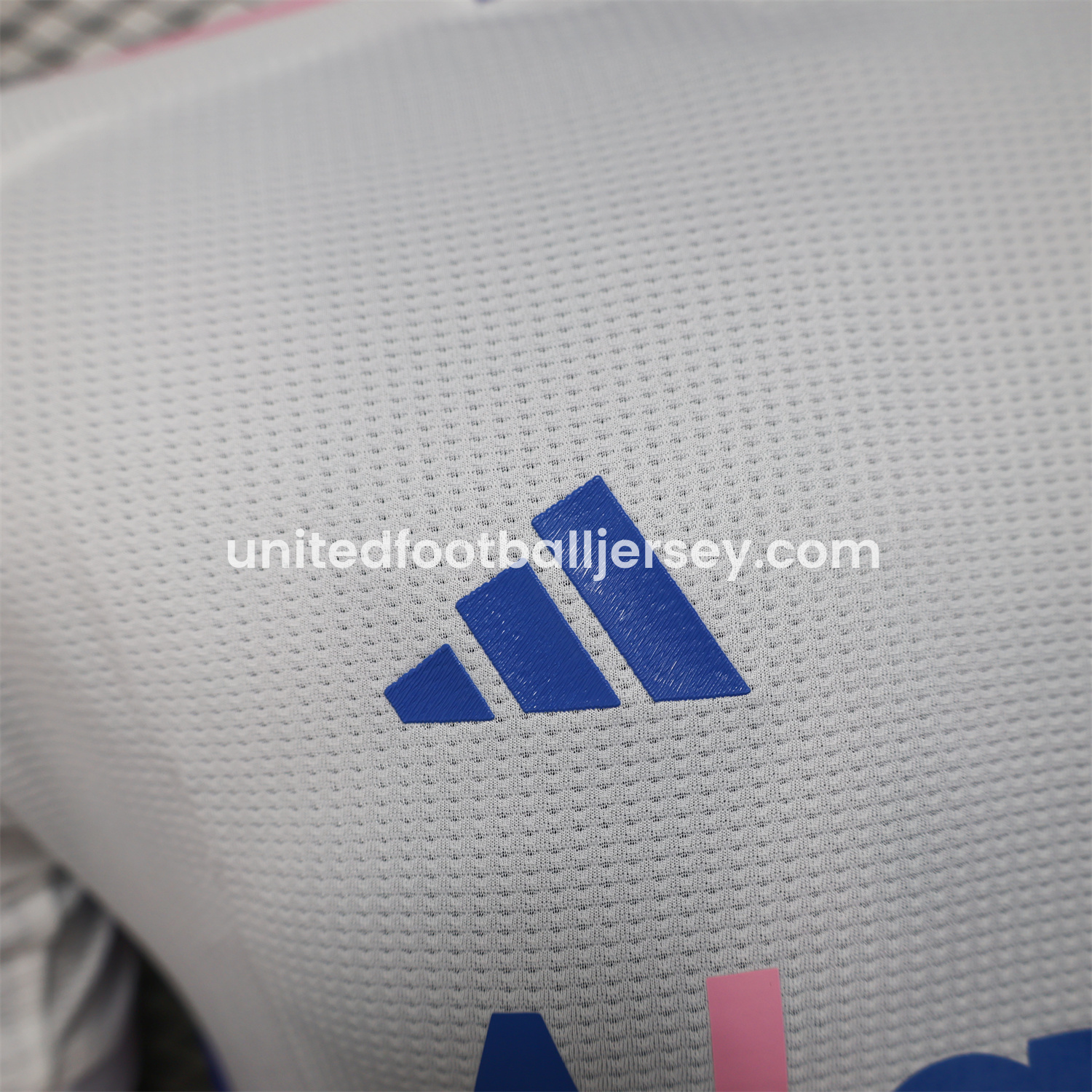 unitedfutballjersey-Algeria 25-26 Pink Mountains Silhouette White Jersey - Player Version
