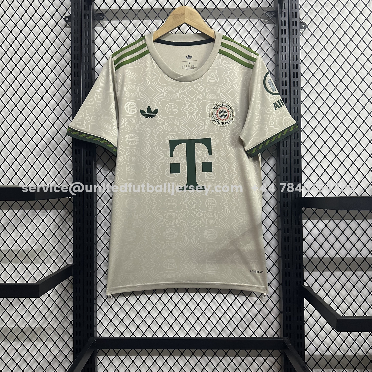 unitedfutballjersey-Bayern Munich 25-26 Oktoberfest Jersey - Fans Version