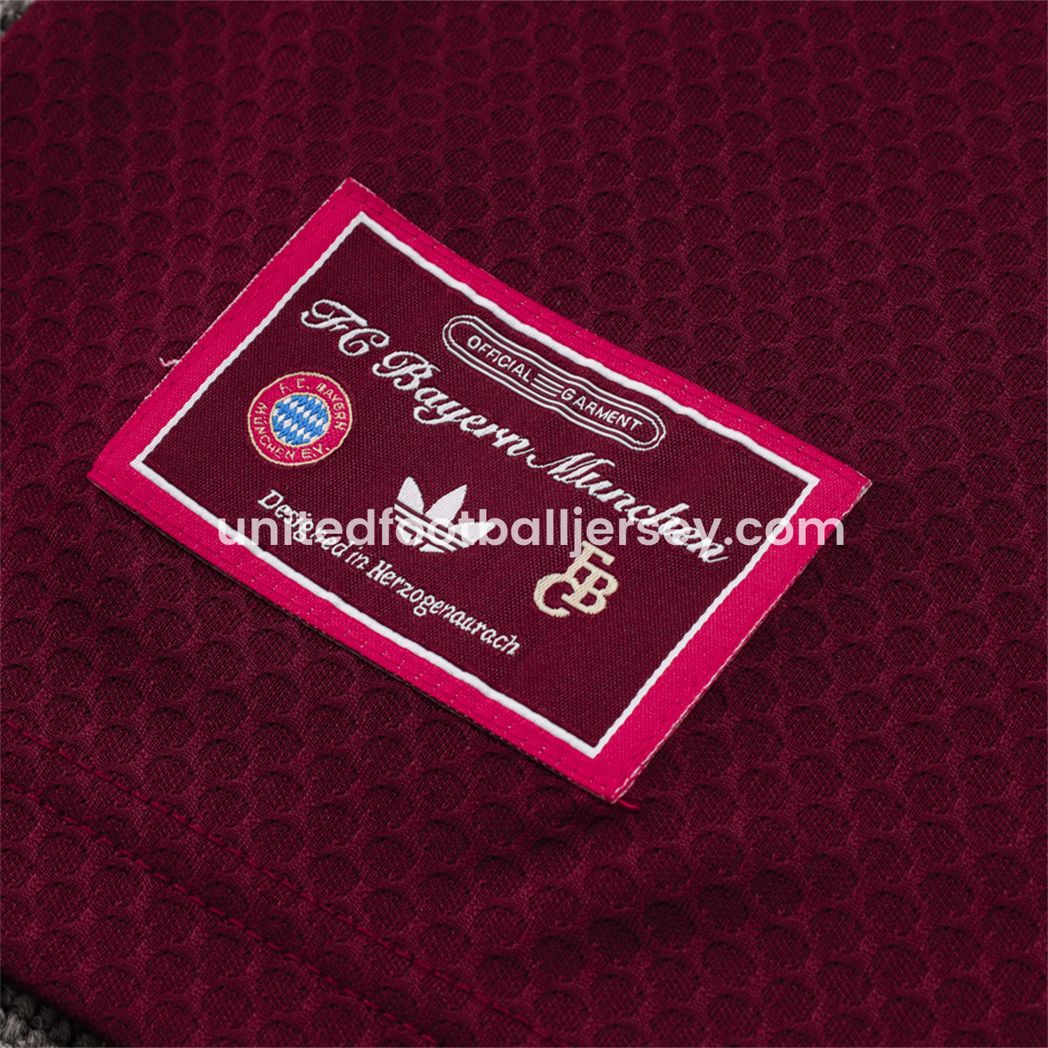 unitedfutballjersey-Bayern Munich 25-26 POLO Short-Sleeve Training Set - Deep Red Top and Pants