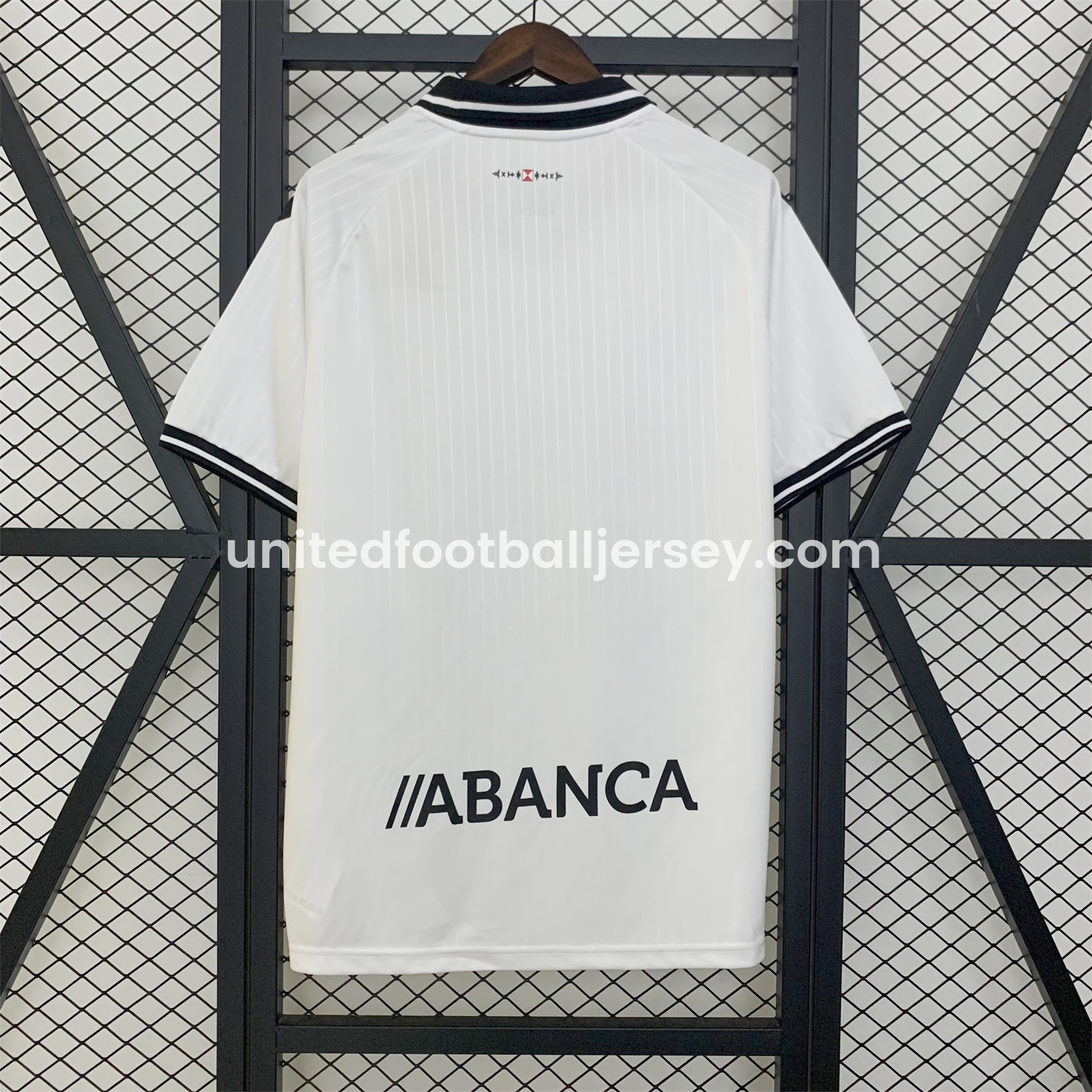 unitedfutballjersey-Celta Vigo 24-25 Oliveira Dos Cen Anos White Goalkeeper Jersey - Fans Version