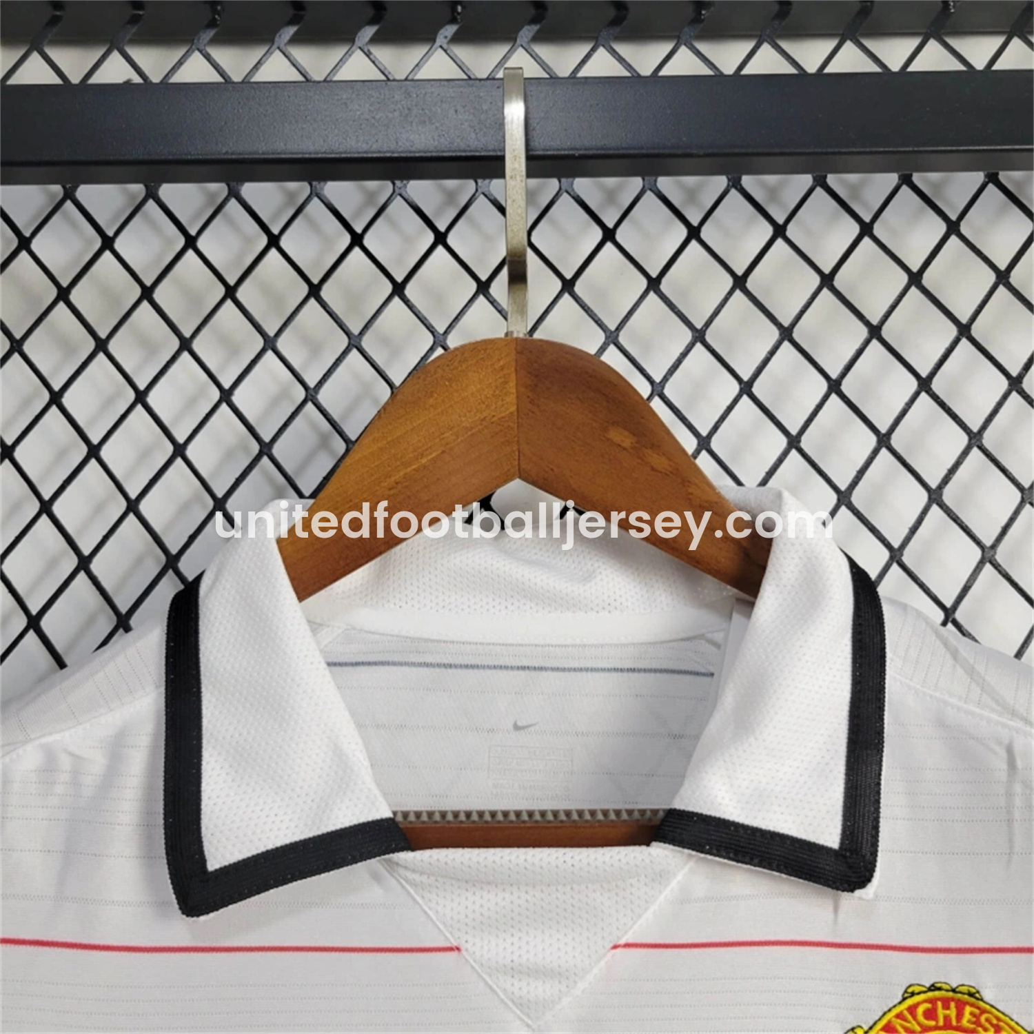unitedfutballjersey-Retro Manchester United 04-06 Third Jersey