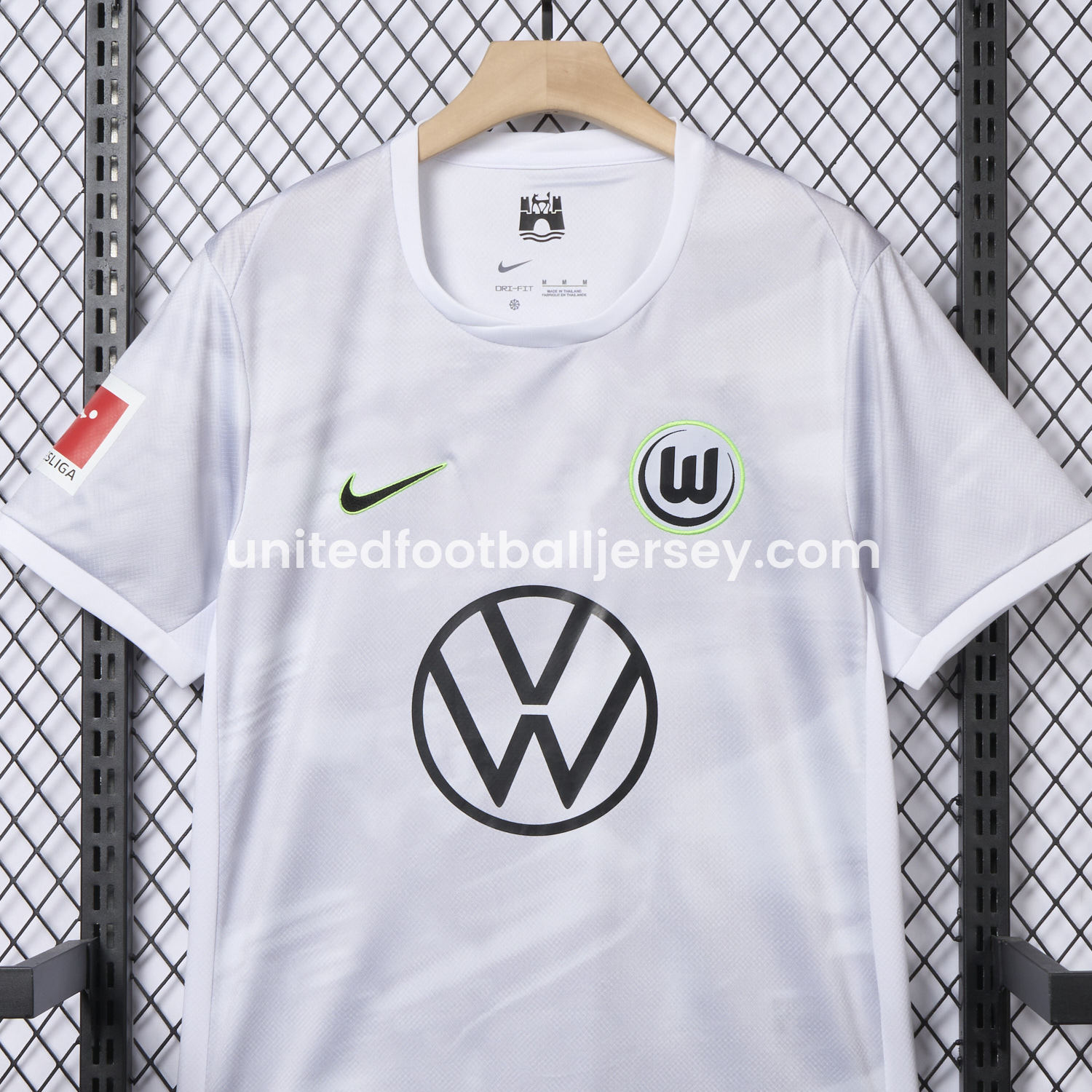 unitedfutballjersey-Wolfsburg 25-26 Away Grey Jersey With Sponsor - Fans Version