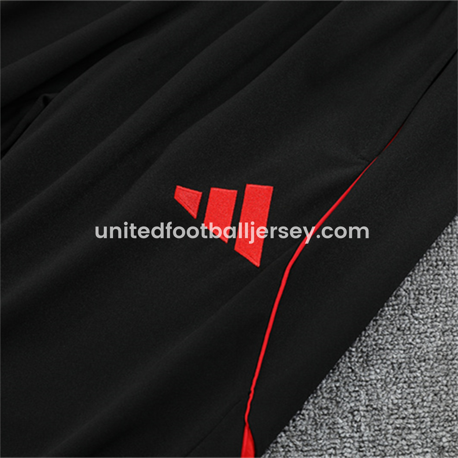 unitedfutballjersey-Bayern Munich 25-26 Kid Long Sleeves Training Set - Green Top & Black Pants